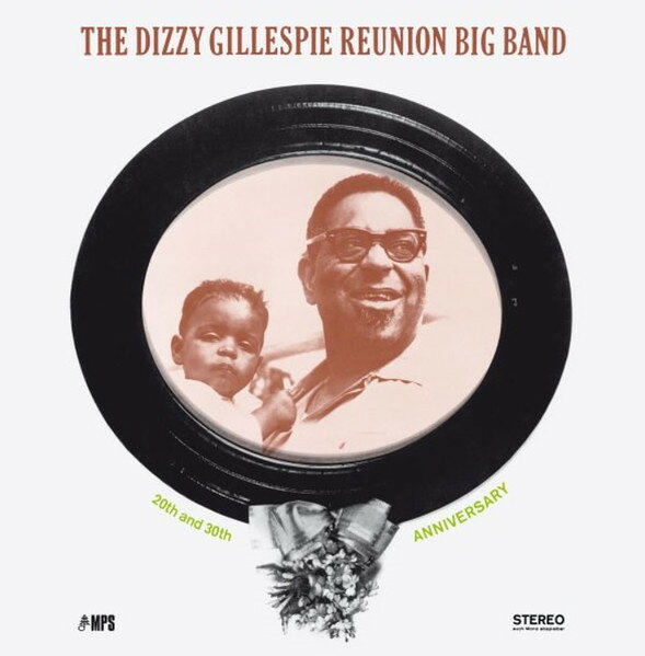 ・アーティスト The Dizzy Gillespie Reunion Big Band ・タイトル 20th And 30th Anniversary ・レーベル・型番 MPS Records 0211546MSW ・フォーマット LPレコード ・コンディション(盤) 新品 (M) ・コンディション(ジャケット) ・コンディション(帯) オビなし ・特記事項 サンプル画像です。実際の商品の画像ではありません 商品写真はバーコード/カタログ番号に対応したサンプル画像ですので、お送りする商品の画像ではありません。帯やライナーなどの付属品は、特記事項に記載されている場合のみ含まれます。プロモやカラーレコードなどの仕様についても、該当する場合のみ特記事項に記載しています。 【ご購入前に必ずご確認ください】 ・本店サイト(www.recordcity.jp)とは価格、送料が違います ・本店サイト、その他支店のオーダーとは同梱発送できません ・注文確定後に別の注文を頂いた場合、注文同士の同梱は致しかねます。 ・別倉庫から発送しているため、店頭受け渡しは対応しておりません ・一部商品は他の通販サイトでも販売しているため、ご注文のタイミングによっては商品のご用意ができない場合がございます。 ・土日祝日はお休みです 金曜・祝前日9時以降のご連絡またはご入金は、返答または発送が週明け・祝日明けに順次対応となります。 ・ご購入後のキャンセル不可 ご購入後のキャンセルはいかなる理由においてもお受けできません。ご了承の上、ご購入くださいませ。 ・日本郵便(ゆうパック/ゆうメール)によるお届けになります。 ・中古品であることをご理解ください 当ストアでは中古商品を主に販売しております。中古品であることをご理解の上ご購入ください。また、一部商品はRecordCityオンラインストアで試聴可能です。 ・返品について お客様のご都合による返品は一切承っておりません。 表記の内容と実際の商品に相違がある場合、また針飛び等で返品・返金をご希望される場合は、商品の到着後1週間以内にご連絡ください。商品の返送をこちらで確認後、キャンセル・返金を行います。 コンディションVG以下の商品は返品できません。プレイに影響のない表面のこすれ傷、プレス起因のノイズ盤は返品の対象外です。 【コンディション表記】 ・ほぼ新品(M-)(Like New) 完全な新品。未使用。当店ではほぼ使用しません ・非常に良い(EX)(Excellent) 中古盤として美品な状態。わずかな経年を感じるものの傷みを感じさせない、当店基準で最高の状態 ・良い(VG+)(Very Good Plus) 丁寧に扱われた中古品で、軽い使用感がみられる。 ・可(VG)(Acceptable) 使い込まれた中古品で、「良い」よりもさらに使用感がみられる。 ・悪い(VG-)(Bad) 状態が悪いアイテム。使用の保障はなく、再生不可、針飛び、目立つノイズがあるかもしれない。状態によるクレーム不可。返品不可。 ・非常に悪い(G)(Very Bad) 「悪い」よりさらに状態が悪いアイテム。使用の保障はなく、再生不可、針飛び、目立つノイズがあるかもしれない。状態によるクレーム不可。返品不可。 ・ジャンク(Fair)(Junk/Fair) 割れている、反っている、水ダメージがある、カビ、ジャケットが分離している、ひどい書き込み、ひどい擦れなど最低の状態。使用の保障はなく、再生不可、針飛び、目立つノイズがあるかもしれない。状態によるクレーム不可。返品不可。 ・ジャンク(Poor)(Junk/Poor) 割れている、反っている、水ダメージがある、カビ、ジャケットが分離している、ひどい書き込み、ひどい擦れなど最低の状態。使用の保障はなく、再生不可、針飛び、目立つノイズがあるかもしれない。状態によるクレーム不可。返品不可。