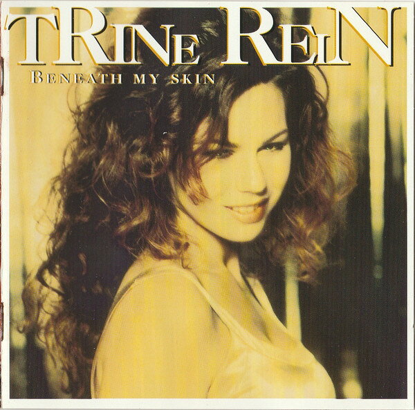 ・アーティスト Trine Rein ・タイトル Beneath My Skin ・レーベル・型番 Medley Records EMI8382342 ・フォーマット CD ・コンディション(盤) 良い (VG+) ・コンディション(ジャケット) ・コンディション(帯) オビなし ・特記事項 サンプル画像です。実際の商品の画像ではありません 商品写真はバーコード/カタログ番号に対応したサンプル画像ですので、お送りする商品の画像ではありません。帯やライナーなどの付属品は、特記事項に記載されている場合のみ含まれます。プロモやカラーレコードなどの仕様についても、該当する場合のみ特記事項に記載しています。 【ご購入前に必ずご確認ください】 ・本店サイト(www.recordcity.jp)とは価格、送料が違います ・本店サイト、その他支店のオーダーとは同梱発送できません ・注文確定後に別の注文を頂いた場合、注文同士の同梱は致しかねます。 ・別倉庫から発送しているため、店頭受け渡しは対応しておりません ・一部商品は他の通販サイトでも販売しているため、ご注文のタイミングによっては商品のご用意ができない場合がございます。 ・土日祝日はお休みです 金曜・祝前日9時以降のご連絡またはご入金は、返答または発送が週明け・祝日明けに順次対応となります。 ・ご購入後のキャンセル不可 ご購入後のキャンセルはいかなる理由においてもお受けできません。ご了承の上、ご購入くださいませ。 ・日本郵便(ゆうパック/ゆうメール)によるお届けになります。 ・中古品であることをご理解ください 当ストアでは中古商品を主に販売しております。中古品であることをご理解の上ご購入ください。また、一部商品はRecordCityオンラインストアで試聴可能です。 ・返品について お客様のご都合による返品は一切承っておりません。 表記の内容と実際の商品に相違がある場合、また針飛び等で返品・返金をご希望される場合は、商品の到着後1週間以内にご連絡ください。商品の返送をこちらで確認後、キャンセル・返金を行います。 コンディションVG以下の商品は返品できません。プレイに影響のない表面のこすれ傷、プレス起因のノイズ盤は返品の対象外です。 【コンディション表記】 ・ほぼ新品(M-)(Like New) 完全な新品。未使用。当店ではほぼ使用しません ・非常に良い(EX)(Excellent) 中古盤として美品な状態。わずかな経年を感じるものの傷みを感じさせない、当店基準で最高の状態 ・良い(VG+)(Very Good Plus) 丁寧に扱われた中古品で、軽い使用感がみられる。 ・可(VG)(Acceptable) 使い込まれた中古品で、「良い」よりもさらに使用感がみられる。 ・悪い(VG-)(Bad) 状態が悪いアイテム。使用の保障はなく、再生不可、針飛び、目立つノイズがあるかもしれない。状態によるクレーム不可。返品不可。 ・非常に悪い(G)(Very Bad) 「悪い」よりさらに状態が悪いアイテム。使用の保障はなく、再生不可、針飛び、目立つノイズがあるかもしれない。状態によるクレーム不可。返品不可。 ・ジャンク(Fair)(Junk/Fair) 割れている、反っている、水ダメージがある、カビ、ジャケットが分離している、ひどい書き込み、ひどい擦れなど最低の状態。使用の保障はなく、再生不可、針飛び、目立つノイズがあるかもしれない。状態によるクレーム不可。返品不可。 ・ジャンク(Poor)(Junk/Poor) 割れている、反っている、水ダメージがある、カビ、ジャケットが分離している、ひどい書き込み、ひどい擦れなど最低の状態。使用の保障はなく、再生不可、針飛び、目立つノイズがあるかもしれない。状態によるクレーム不可。返品不可。