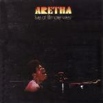 ・アーティスト Aretha Franklin ・タイトル Aretha Live At Fillmore West ・レーベル・型番 Rhino Records (2), Atlantic R271526 ・フォーマット CD ・コンディション(盤) 良い (VG+) ・コンディション(ジャケット) ・コンディション(帯) オビなし ・特記事項 【ソフトケース入り（プラケースなし）】 サンプル画像です。実際の商品の画像ではありません 商品写真はバーコード/カタログ番号に対応したサンプル画像ですので、お送りする商品の画像ではありません。帯やライナーなどの付属品は、特記事項に記載されている場合のみ含まれます。プロモやカラーレコードなどの仕様についても、該当する場合のみ特記事項に記載しています。 【ご購入前に必ずご確認ください】 ・本店サイト(www.recordcity.jp)とは価格、送料が違います ・本店サイト、その他支店のオーダーとは同梱発送できません ・注文確定後に別の注文を頂いた場合、注文同士の同梱は致しかねます。 ・別倉庫から発送しているため、店頭受け渡しは対応しておりません ・一部商品は他の通販サイトでも販売しているため、ご注文のタイミングによっては商品のご用意ができない場合がございます。 ・土日祝日はお休みです 金曜・祝前日9時以降のご連絡またはご入金は、返答または発送が週明け・祝日明けに順次対応となります。 ・ご購入後のキャンセル不可 ご購入後のキャンセルはいかなる理由においてもお受けできません。ご了承の上、ご購入くださいませ。 ・日本郵便(ゆうパック/ゆうメール)によるお届けになります。 ・中古品であることをご理解ください 当ストアでは中古商品を主に販売しております。中古品であることをご理解の上ご購入ください。また、一部商品はRecordCityオンラインストアで試聴可能です。 ・返品について お客様のご都合による返品は一切承っておりません。 表記の内容と実際の商品に相違がある場合、また針飛び等で返品・返金をご希望される場合は、商品の到着後1週間以内にご連絡ください。商品の返送をこちらで確認後、キャンセル・返金を行います。 コンディションVG以下の商品は返品できません。プレイに影響のない表面のこすれ傷、プレス起因のノイズ盤は返品の対象外です。 【コンディション表記】 ・ほぼ新品(M-)(Like New) 完全な新品。未使用。当店ではほぼ使用しません ・非常に良い(EX)(Excellent) 中古盤として美品な状態。わずかな経年を感じるものの傷みを感じさせない、当店基準で最高の状態 ・良い(VG+)(Very Good Plus) 丁寧に扱われた中古品で、軽い使用感がみられる。 ・可(VG)(Acceptable) 使い込まれた中古品で、「良い」よりもさらに使用感がみられる。 ・悪い(VG-)(Bad) 状態が悪いアイテム。使用の保障はなく、再生不可、針飛び、目立つノイズがあるかもしれない。状態によるクレーム不可。返品不可。 ・非常に悪い(G)(Very Bad) 「悪い」よりさらに状態が悪いアイテム。使用の保障はなく、再生不可、針飛び、目立つノイズがあるかもしれない。状態によるクレーム不可。返品不可。 ・ジャンク(Fair)(Junk/Fair) 割れている、反っている、水ダメージがある、カビ、ジャケットが分離している、ひどい書き込み、ひどい擦れなど最低の状態。使用の保障はなく、再生不可、針飛び、目立つノイズがあるかもしれない。状態によるクレーム不可。返品不可。 ・ジャンク(Poor)(Junk/Poor) 割れている、反っている、水ダメージがある、カビ、ジャケットが分離している、ひどい書き込み、ひどい擦れなど最低の状態。使用の保障はなく、再生不可、針飛び、目立つノイズがあるかもしれない。状態によるクレーム不可。返品不可。