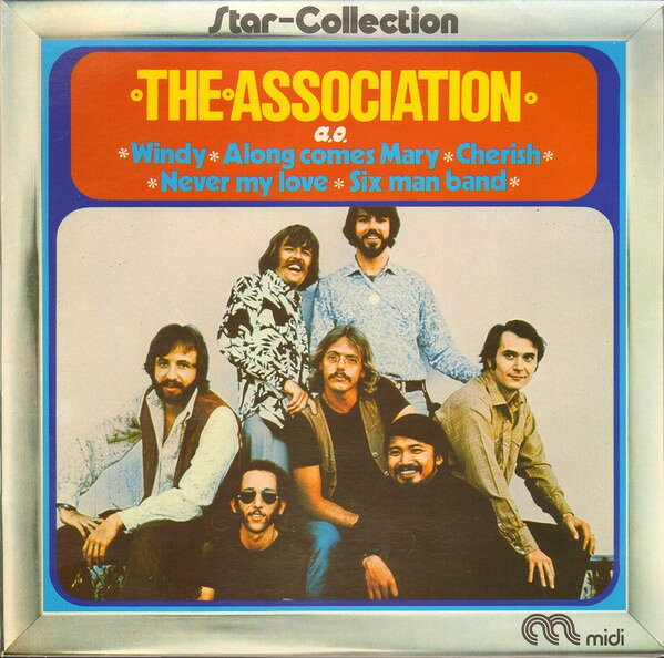 ・アーティスト Association ・タイトル Star-Collection ・レーベル・型番 Midi MID26012 ・フォーマット LPレコード ・コンディション(盤) 良い (VG+) ・コンディション(ジャケット) 良い (VG+) ・コンディション(帯) オビなし ・特記事項 サンプル画像です。実際の商品の画像ではありません 商品写真はバーコード/カタログ番号に対応したサンプル画像ですので、お送りする商品の画像ではありません。帯やライナーなどの付属品は、特記事項に記載されている場合のみ含まれます。プロモやカラーレコードなどの仕様についても、該当する場合のみ特記事項に記載しています。 【ご購入前に必ずご確認ください】 ・本店サイト(www.recordcity.jp)とは価格、送料が違います ・本店サイト、その他支店のオーダーとは同梱発送できません ・注文確定後に別の注文を頂いた場合、注文同士の同梱は致しかねます。 ・別倉庫から発送しているため、店頭受け渡しは対応しておりません ・一部商品は他の通販サイトでも販売しているため、ご注文のタイミングによっては商品のご用意ができない場合がございます。 ・土日祝日はお休みです 金曜・祝前日9時以降のご連絡またはご入金は、返答または発送が週明け・祝日明けに順次対応となります。 ・ご購入後のキャンセル不可 ご購入後のキャンセルはいかなる理由においてもお受けできません。ご了承の上、ご購入くださいませ。 ・日本郵便(ゆうパック/ゆうメール)によるお届けになります。 ・中古品であることをご理解ください 当ストアでは中古商品を主に販売しております。中古品であることをご理解の上ご購入ください。また、一部商品はRecordCityオンラインストアで試聴可能です。 ・返品について お客様のご都合による返品は一切承っておりません。 表記の内容と実際の商品に相違がある場合、また針飛び等で返品・返金をご希望される場合は、商品の到着後1週間以内にご連絡ください。商品の返送をこちらで確認後、キャンセル・返金を行います。 コンディションVG以下の商品は返品できません。プレイに影響のない表面のこすれ傷、プレス起因のノイズ盤は返品の対象外です。 【コンディション表記】 ・ほぼ新品(M-)(Like New) 完全な新品。未使用。当店ではほぼ使用しません ・非常に良い(EX)(Excellent) 中古盤として美品な状態。わずかな経年を感じるものの傷みを感じさせない、当店基準で最高の状態 ・良い(VG+)(Very Good Plus) 丁寧に扱われた中古品で、軽い使用感がみられる。 ・可(VG)(Acceptable) 使い込まれた中古品で、「良い」よりもさらに使用感がみられる。 ・悪い(VG-)(Bad) 状態が悪いアイテム。使用の保障はなく、再生不可、針飛び、目立つノイズがあるかもしれない。状態によるクレーム不可。返品不可。 ・非常に悪い(G)(Very Bad) 「悪い」よりさらに状態が悪いアイテム。使用の保障はなく、再生不可、針飛び、目立つノイズがあるかもしれない。状態によるクレーム不可。返品不可。 ・ジャンク(Fair)(Junk/Fair) 割れている、反っている、水ダメージがある、カビ、ジャケットが分離している、ひどい書き込み、ひどい擦れなど最低の状態。使用の保障はなく、再生不可、針飛び、目立つノイズがあるかもしれない。状態によるクレーム不可。返品不可。 ・ジャンク(Poor)(Junk/Poor) 割れている、反っている、水ダメージがある、カビ、ジャケットが分離している、ひどい書き込み、ひどい擦れなど最低の状態。使用の保障はなく、再生不可、針飛び、目立つノイズがあるかもしれない。状態によるクレーム不可。返品不可。