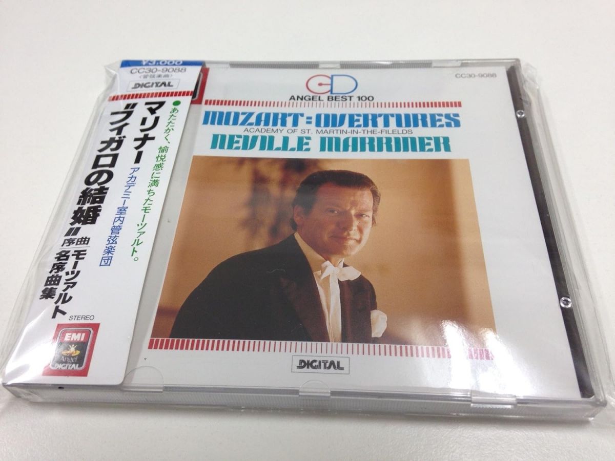 ・アーティスト Mozart モーツァルト ・タイトル モーツァルト：序曲集 ・レーベル・型番 ・フォーマット CD ・コンディション(盤) 良い (VG+) ・コンディション(ジャケット) ・コンディション(帯) オビなし ・特記事項 【ケース変色】【ケース汚れ】【カバー変色】 サンプル画像です。実際の商品の画像ではありません 商品写真はバーコード/カタログ番号に対応したサンプル画像ですので、お送りする商品の画像ではありません。帯やライナーなどの付属品は、特記事項に記載されている場合のみ含まれます。プロモやカラーレコードなどの仕様についても、該当する場合のみ特記事項に記載しています。 【ご購入前に必ずご確認ください】 ・本店サイト(www.recordcity.jp)とは価格、送料が違います ・本店サイト、その他支店のオーダーとは同梱発送できません ・注文確定後に別の注文を頂いた場合、注文同士の同梱は致しかねます。 ・別倉庫から発送しているため、店頭受け渡しは対応しておりません ・一部商品は他の通販サイトでも販売しているため、ご注文のタイミングによっては商品のご用意ができない場合がございます。 ・土日祝日はお休みです 金曜・祝前日9時以降のご連絡またはご入金は、返答または発送が週明け・祝日明けに順次対応となります。 ・ご購入後のキャンセル不可 ご購入後のキャンセルはいかなる理由においてもお受けできません。ご了承の上、ご購入くださいませ。 ・日本郵便(ゆうパック/ゆうメール)によるお届けになります。 ・中古品であることをご理解ください 当ストアでは中古商品を主に販売しております。中古品であることをご理解の上ご購入ください。また、一部商品はRecordCityオンラインストアで試聴可能です。 ・返品について お客様のご都合による返品は一切承っておりません。 表記の内容と実際の商品に相違がある場合、また針飛び等で返品・返金をご希望される場合は、商品の到着後1週間以内にご連絡ください。商品の返送をこちらで確認後、キャンセル・返金を行います。 コンディションVG以下の商品は返品できません。プレイに影響のない表面のこすれ傷、プレス起因のノイズ盤は返品の対象外です。 【コンディション表記】 ・ほぼ新品(M-)(Like New) 完全な新品。未使用。当店ではほぼ使用しません ・非常に良い(EX)(Excellent) 中古盤として美品な状態。わずかな経年を感じるものの傷みを感じさせない、当店基準で最高の状態 ・良い(VG+)(Very Good Plus) 丁寧に扱われた中古品で、軽い使用感がみられる。 ・可(VG)(Acceptable) 使い込まれた中古品で、「良い」よりもさらに使用感がみられる。 ・悪い(VG-)(Bad) 状態が悪いアイテム。使用の保障はなく、再生不可、針飛び、目立つノイズがあるかもしれない。状態によるクレーム不可。返品不可。 ・非常に悪い(G)(Very Bad) 「悪い」よりさらに状態が悪いアイテム。使用の保障はなく、再生不可、針飛び、目立つノイズがあるかもしれない。状態によるクレーム不可。返品不可。 ・ジャンク(Fair)(Junk/Fair) 割れている、反っている、水ダメージがある、カビ、ジャケットが分離している、ひどい書き込み、ひどい擦れなど最低の状態。使用の保障はなく、再生不可、針飛び、目立つノイズがあるかもしれない。状態によるクレーム不可。返品不可。 ・ジャンク(Poor)(Junk/Poor) 割れている、反っている、水ダメージがある、カビ、ジャケットが分離している、ひどい書き込み、ひどい擦れなど最低の状態。使用の保障はなく、再生不可、針飛び、目立つノイズがあるかもしれない。状態によるクレーム不可。返品不可。