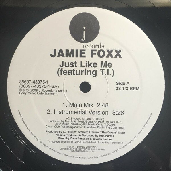 ・アーティスト Jamie Foxx ・タイトル Just Like Me ・レーベル・型番 J Records 88697433751 ・フォーマット 12インチレコード ・コンディション(盤) ほぼ新品 (M-) ・コンディション(ジャケット) ほぼ新品 (M-) ・コンディション(帯) オビなし ・特記事項 【未開封】 サンプル画像です。実際の商品の画像ではありません 商品写真はバーコード/カタログ番号に対応したサンプル画像ですので、お送りする商品の画像ではありません。帯やライナーなどの付属品は、特記事項に記載されている場合のみ含まれます。プロモやカラーレコードなどの仕様についても、該当する場合のみ特記事項に記載しています。 【ご購入前に必ずご確認ください】 ・本店サイト(www.recordcity.jp)とは価格、送料が違います ・本店サイト、その他支店のオーダーとは同梱発送できません ・注文確定後に別の注文を頂いた場合、注文同士の同梱は致しかねます。 ・別倉庫から発送しているため、店頭受け渡しは対応しておりません ・一部商品は他の通販サイトでも販売しているため、ご注文のタイミングによっては商品のご用意ができない場合がございます。 ・土日祝日はお休みです 金曜・祝前日9時以降のご連絡またはご入金は、返答または発送が週明け・祝日明けに順次対応となります。 ・ご購入後のキャンセル不可 ご購入後のキャンセルはいかなる理由においてもお受けできません。ご了承の上、ご購入くださいませ。 ・日本郵便(ゆうパック/ゆうメール)によるお届けになります。 ・中古品であることをご理解ください 当ストアでは中古商品を主に販売しております。中古品であることをご理解の上ご購入ください。また、一部商品はRecordCityオンラインストアで試聴可能です。 ・返品について お客様のご都合による返品は一切承っておりません。 表記の内容と実際の商品に相違がある場合、また針飛び等で返品・返金をご希望される場合は、商品の到着後1週間以内にご連絡ください。商品の返送をこちらで確認後、キャンセル・返金を行います。 コンディションVG以下の商品は返品できません。プレイに影響のない表面のこすれ傷、プレス起因のノイズ盤は返品の対象外です。 【コンディション表記】 ・ほぼ新品(M-)(Like New) 完全な新品。未使用。当店ではほぼ使用しません ・非常に良い(EX)(Excellent) 中古盤として美品な状態。わずかな経年を感じるものの傷みを感じさせない、当店基準で最高の状態 ・良い(VG+)(Very Good Plus) 丁寧に扱われた中古品で、軽い使用感がみられる。 ・可(VG)(Acceptable) 使い込まれた中古品で、「良い」よりもさらに使用感がみられる。 ・悪い(VG-)(Bad) 状態が悪いアイテム。使用の保障はなく、再生不可、針飛び、目立つノイズがあるかもしれない。状態によるクレーム不可。返品不可。 ・非常に悪い(G)(Very Bad) 「悪い」よりさらに状態が悪いアイテム。使用の保障はなく、再生不可、針飛び、目立つノイズがあるかもしれない。状態によるクレーム不可。返品不可。 ・ジャンク(Fair)(Junk/Fair) 割れている、反っている、水ダメージがある、カビ、ジャケットが分離している、ひどい書き込み、ひどい擦れなど最低の状態。使用の保障はなく、再生不可、針飛び、目立つノイズがあるかもしれない。状態によるクレーム不可。返品不可。 ・ジャンク(Poor)(Junk/Poor) 割れている、反っている、水ダメージがある、カビ、ジャケットが分離している、ひどい書き込み、ひどい擦れなど最低の状態。使用の保障はなく、再生不可、針飛び、目立つノイズがあるかもしれない。状態によるクレーム不可。返品不可。