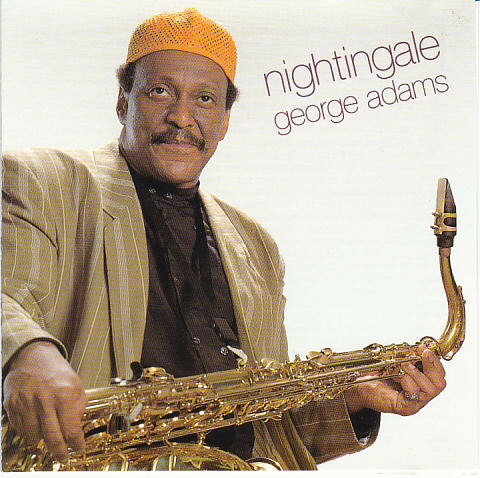 ・アーティスト George Adams ・タイトル Nightingale ・レーベル・型番 Blue Note CDP7919842 ・フォーマット CD ・コンディション(盤) 良い (VG+) ・コンディション(ジャケット) ・コンディション(帯) オビなし ・特記事項 【ケース擦れ】【ケース変色】 サンプル画像です。実際の商品の画像ではありません 商品写真はバーコード/カタログ番号に対応したサンプル画像ですので、お送りする商品の画像ではありません。帯やライナーなどの付属品は、特記事項に記載されている場合のみ含まれます。プロモやカラーレコードなどの仕様についても、該当する場合のみ特記事項に記載しています。 【ご購入前に必ずご確認ください】 ・本店サイト(www.recordcity.jp)とは価格、送料が違います ・本店サイト、その他支店のオーダーとは同梱発送できません ・注文確定後に別の注文を頂いた場合、注文同士の同梱は致しかねます。 ・別倉庫から発送しているため、店頭受け渡しは対応しておりません ・一部商品は他の通販サイトでも販売しているため、ご注文のタイミングによっては商品のご用意ができない場合がございます。 ・土日祝日はお休みです 金曜・祝前日9時以降のご連絡またはご入金は、返答または発送が週明け・祝日明けに順次対応となります。 ・ご購入後のキャンセル不可 ご購入後のキャンセルはいかなる理由においてもお受けできません。ご了承の上、ご購入くださいませ。 ・日本郵便(ゆうパック/ゆうメール)によるお届けになります。 ・中古品であることをご理解ください 当ストアでは中古商品を主に販売しております。中古品であることをご理解の上ご購入ください。また、一部商品はRecordCityオンラインストアで試聴可能です。 ・返品について お客様のご都合による返品は一切承っておりません。 表記の内容と実際の商品に相違がある場合、また針飛び等で返品・返金をご希望される場合は、商品の到着後1週間以内にご連絡ください。商品の返送をこちらで確認後、キャンセル・返金を行います。 コンディションVG以下の商品は返品できません。プレイに影響のない表面のこすれ傷、プレス起因のノイズ盤は返品の対象外です。 【コンディション表記】 ・ほぼ新品(M-)(Like New) 完全な新品。未使用。当店ではほぼ使用しません ・非常に良い(EX)(Excellent) 中古盤として美品な状態。わずかな経年を感じるものの傷みを感じさせない、当店基準で最高の状態 ・良い(VG+)(Very Good Plus) 丁寧に扱われた中古品で、軽い使用感がみられる。 ・可(VG)(Acceptable) 使い込まれた中古品で、「良い」よりもさらに使用感がみられる。 ・悪い(VG-)(Bad) 状態が悪いアイテム。使用の保障はなく、再生不可、針飛び、目立つノイズがあるかもしれない。状態によるクレーム不可。返品不可。 ・非常に悪い(G)(Very Bad) 「悪い」よりさらに状態が悪いアイテム。使用の保障はなく、再生不可、針飛び、目立つノイズがあるかもしれない。状態によるクレーム不可。返品不可。 ・ジャンク(Fair)(Junk/Fair) 割れている、反っている、水ダメージがある、カビ、ジャケットが分離している、ひどい書き込み、ひどい擦れなど最低の状態。使用の保障はなく、再生不可、針飛び、目立つノイズがあるかもしれない。状態によるクレーム不可。返品不可。 ・ジャンク(Poor)(Junk/Poor) 割れている、反っている、水ダメージがある、カビ、ジャケットが分離している、ひどい書き込み、ひどい擦れなど最低の状態。使用の保障はなく、再生不可、針飛び、目立つノイズがあるかもしれない。状態によるクレーム不可。返品不可。