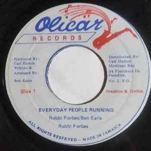 ・アーティスト Robbi Forbes ・タイトル Everyday People Running ・レーベル・型番 Olicar Records NONE ・フォーマット 7インチレコード ・コンディション(盤) 良い (VG+) ・コンディション(ジャケット) ・コンディション(帯) オビなし ・特記事項 【盤に目立った跡】 サンプル画像です。実際の商品の画像ではありません 商品写真はバーコード/カタログ番号に対応したサンプル画像ですので、お送りする商品の画像ではありません。帯やライナーなどの付属品は、特記事項に記載されている場合のみ含まれます。プロモやカラーレコードなどの仕様についても、該当する場合のみ特記事項に記載しています。 【ご購入前に必ずご確認ください】 ・本店サイト(www.recordcity.jp)とは価格、送料が違います ・本店サイト、その他支店のオーダーとは同梱発送できません ・注文確定後に別の注文を頂いた場合、注文同士の同梱は致しかねます。 ・別倉庫から発送しているため、店頭受け渡しは対応しておりません ・一部商品は他の通販サイトでも販売しているため、ご注文のタイミングによっては商品のご用意ができない場合がございます。 ・土日祝日はお休みです 金曜・祝前日9時以降のご連絡またはご入金は、返答または発送が週明け・祝日明けに順次対応となります。 ・ご購入後のキャンセル不可 ご購入後のキャンセルはいかなる理由においてもお受けできません。ご了承の上、ご購入くださいませ。 ・日本郵便(ゆうパック/ゆうメール)によるお届けになります。 ・中古品であることをご理解ください 当ストアでは中古商品を主に販売しております。中古品であることをご理解の上ご購入ください。また、一部商品はRecordCityオンラインストアで試聴可能です。 ・返品について お客様のご都合による返品は一切承っておりません。 表記の内容と実際の商品に相違がある場合、また針飛び等で返品・返金をご希望される場合は、商品の到着後1週間以内にご連絡ください。商品の返送をこちらで確認後、キャンセル・返金を行います。 コンディションVG以下の商品は返品できません。プレイに影響のない表面のこすれ傷、プレス起因のノイズ盤は返品の対象外です。 【コンディション表記】 ・ほぼ新品(M-)(Like New) 完全な新品。未使用。当店ではほぼ使用しません ・非常に良い(EX)(Excellent) 中古盤として美品な状態。わずかな経年を感じるものの傷みを感じさせない、当店基準で最高の状態 ・良い(VG+)(Very Good Plus) 丁寧に扱われた中古品で、軽い使用感がみられる。 ・可(VG)(Acceptable) 使い込まれた中古品で、「良い」よりもさらに使用感がみられる。 ・悪い(VG-)(Bad) 状態が悪いアイテム。使用の保障はなく、再生不可、針飛び、目立つノイズがあるかもしれない。状態によるクレーム不可。返品不可。 ・非常に悪い(G)(Very Bad) 「悪い」よりさらに状態が悪いアイテム。使用の保障はなく、再生不可、針飛び、目立つノイズがあるかもしれない。状態によるクレーム不可。返品不可。 ・ジャンク(Fair)(Junk/Fair) 割れている、反っている、水ダメージがある、カビ、ジャケットが分離している、ひどい書き込み、ひどい擦れなど最低の状態。使用の保障はなく、再生不可、針飛び、目立つノイズがあるかもしれない。状態によるクレーム不可。返品不可。 ・ジャンク(Poor)(Junk/Poor) 割れている、反っている、水ダメージがある、カビ、ジャケットが分離している、ひどい書き込み、ひどい擦れなど最低の状態。使用の保障はなく、再生不可、針飛び、目立つノイズがあるかもしれない。状態によるクレーム不可。返品不可。