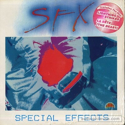 ・アーティスト SFX ・タイトル Special Effects ・レーベル・型番 MEGATONE M1007 ・フォーマット LPレコード ・コンディション(盤) 良い (VG+) ・コンディション(ジャケット) 可 (VG) ・コンディション(帯) オビなし ・特記事項 【カバー抜け】【カバー変色】 サンプル画像です。実際の商品の画像ではありません 商品写真はバーコード/カタログ番号に対応したサンプル画像ですので、お送りする商品の画像ではありません。帯やライナーなどの付属品は、特記事項に記載されている場合のみ含まれます。プロモやカラーレコードなどの仕様についても、該当する場合のみ特記事項に記載しています。 【ご購入前に必ずご確認ください】 ・本店サイト(www.recordcity.jp)とは価格、送料が違います ・本店サイト、その他支店のオーダーとは同梱発送できません ・注文確定後に別の注文を頂いた場合、注文同士の同梱は致しかねます。 ・別倉庫から発送しているため、店頭受け渡しは対応しておりません ・一部商品は他の通販サイトでも販売しているため、ご注文のタイミングによっては商品のご用意ができない場合がございます。 ・土日祝日はお休みです 金曜・祝前日9時以降のご連絡またはご入金は、返答または発送が週明け・祝日明けに順次対応となります。 ・ご購入後のキャンセル不可 ご購入後のキャンセルはいかなる理由においてもお受けできません。ご了承の上、ご購入くださいませ。 ・日本郵便(ゆうパック/ゆうメール)によるお届けになります。 ・中古品であることをご理解ください 当ストアでは中古商品を主に販売しております。中古品であることをご理解の上ご購入ください。また、一部商品はRecordCityオンラインストアで試聴可能です。 ・返品について お客様のご都合による返品は一切承っておりません。 表記の内容と実際の商品に相違がある場合、また針飛び等で返品・返金をご希望される場合は、商品の到着後1週間以内にご連絡ください。商品の返送をこちらで確認後、キャンセル・返金を行います。 コンディションVG以下の商品は返品できません。プレイに影響のない表面のこすれ傷、プレス起因のノイズ盤は返品の対象外です。 【コンディション表記】 ・ほぼ新品(M-)(Like New) 完全な新品。未使用。当店ではほぼ使用しません ・非常に良い(EX)(Excellent) 中古盤として美品な状態。わずかな経年を感じるものの傷みを感じさせない、当店基準で最高の状態 ・良い(VG+)(Very Good Plus) 丁寧に扱われた中古品で、軽い使用感がみられる。 ・可(VG)(Acceptable) 使い込まれた中古品で、「良い」よりもさらに使用感がみられる。 ・悪い(VG-)(Bad) 状態が悪いアイテム。使用の保障はなく、再生不可、針飛び、目立つノイズがあるかもしれない。状態によるクレーム不可。返品不可。 ・非常に悪い(G)(Very Bad) 「悪い」よりさらに状態が悪いアイテム。使用の保障はなく、再生不可、針飛び、目立つノイズがあるかもしれない。状態によるクレーム不可。返品不可。 ・ジャンク(Fair)(Junk/Fair) 割れている、反っている、水ダメージがある、カビ、ジャケットが分離している、ひどい書き込み、ひどい擦れなど最低の状態。使用の保障はなく、再生不可、針飛び、目立つノイズがあるかもしれない。状態によるクレーム不可。返品不可。 ・ジャンク(Poor)(Junk/Poor) 割れている、反っている、水ダメージがある、カビ、ジャケットが分離している、ひどい書き込み、ひどい擦れなど最低の状態。使用の保障はなく、再生不可、針飛び、目立つノイズがあるかもしれない。状態によるクレーム不可。返品不可。