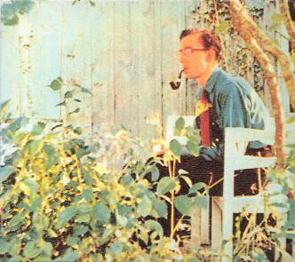 ・アーティスト Gangway ・タイトル Sitting In The Park (Early Version) ・レーベル Hammer Label H505 ・フォーマット【レコード/CDのお間違いにご注意ください】 CD ・コンディション(盤) 良い (VG+) ・コンディション(ジャケット) ・コンディション(帯) オビなし ・特記事項 【デジパック】【ケース擦れ】【ケース変色】 サンプル画像です。実際の商品の画像ではありません 商品写真はバーコード/カタログ番号に対応したサンプル画像ですので、お送りする商品の画像ではありません。帯やライナーなどの付属品は、特記事項に記載されている場合のみ含まれます。プロモやカラーレコードなどの仕様についても、該当する場合のみ特記事項に記載しています。 【ご購入前に必ずご確認ください】 ・本店サイト(www.recordcity.jp)とは価格、送料が違います ・本店サイト、その他支店のオーダーとは同梱発送できません ・別倉庫から発送しているため、店頭受け渡しは対応しておりません ・一部商品は他の通販サイトでも販売しているため、ご注文のタイミングによっては商品のご用意ができない場合がございます。 ・土日祝日はお休みです 金曜・祝前日9時以降のご連絡またはご入金は、返答または発送が週明け・祝日明けに順次対応となります。 ・ご購入後のキャンセル不可 ご購入後のキャンセルはいかなる理由においてもお受けできません。ご了承の上、ご購入くださいませ。 ・日本郵便(ゆうパック/ゆうメール)によるお届けになります。 ・中古品であることをご理解ください 当ストアではお客様よりお譲りいただいた中古商品を販売しております。中古品であることをご理解の上ご購入ください。また、一部商品はRecordCityウェブショップで試聴可能です。 ・返品について お客様のご都合による商品のご返品は一切承っておりません。 表記の内容と実際の商品に相違がある場合、また針飛び等で返品・返金をご希望される場合は、商品の到着後1週間以内にご連絡ください。商品の返送をこちらで確認後、返金を行います。 コンディションVG以下の商品は返品できません。プレイに影響のない表面のこすれ傷、プレス起因のノイズ盤は返品の対象外です。 【コンディション表記】 ・ほぼ新品(M-)(Like New) 完全な新品。未使用。当店ではほぼ使用しません ・非常に良い(EX)(Excellent) 中古盤として美品な状態。わずかな経年を感じるものの傷みを感じさせない、当店基準で最高の状態 ・良い(VG+)(Very Good Plus) 丁寧に扱われた中古品で、軽い使用感がみられる。 ・可(VG)(Acceptable) 使い込まれた中古品で、「良い」よりもさらに使用感がみられる。 ・悪い(VG-)(Bad) 状態が悪いアイテム。使用の保障はなく、再生不可、針飛び、目立つノイズがあるかもしれない。状態によるクレーム不可。返品不可。 ・非常に悪い(G)(Very Bad) 「悪い」よりさらに状態が悪いアイテム。使用の保障はなく、再生不可、針飛び、目立つノイズがあるかもしれない。状態によるクレーム不可。返品不可。 ・ジャンク(Fair)(Junk/Fair) 割れている、反っている、水ダメージがある、カビ、ジャケットが分離している、ひどい書き込み、ひどい擦れなど最低の状態。使用の保障はなく、再生不可、針飛び、目立つノイズがあるかもしれない。状態によるクレーム不可。返品不可。 ・ジャンク(Poor)(Junk/Poor) 割れている、反っている、水ダメージがある、カビ、ジャケットが分離している、ひどい書き込み、ひどい擦れなど最低の状態。使用の保障はなく、再生不可、針飛び、目立つノイズがあるかもしれない。状態によるクレーム不可。返品不可。