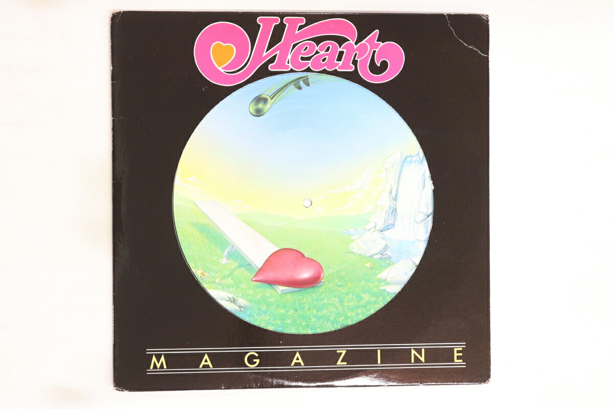 ・アーティスト Heart ・タイトル Magazine ・レーベル・型番 Mushroom Records MRS1SP ・フォーマット 12インチレコード ・コンディション(盤) 良い (VG+) ・コンディション(ジャケット) 良い (VG+) ・コンディション(帯) オビなし ・特記事項 【ピクチャーディスク】 実際に発送される商品の画像です 【ご購入前に必ずご確認ください】 ・本店サイト(www.recordcity.jp)とは価格、送料が違います ・本店サイト、その他支店のオーダーとは同梱発送できません ・注文確定後に別の注文を頂いた場合、注文同士の同梱は致しかねます。 ・別倉庫から発送しているため、店頭受け渡しは対応しておりません ・一部商品は他の通販サイトでも販売しているため、ご注文のタイミングによっては商品のご用意ができない場合がございます。 ・土日祝日はお休みです 金曜・祝前日9時以降のご連絡またはご入金は、返答または発送が週明け・祝日明けに順次対応となります。 ・ご購入後のキャンセル不可 ご購入後のキャンセルはいかなる理由においてもお受けできません。ご了承の上、ご購入くださいませ。 ・日本郵便(ゆうパック/ゆうメール)によるお届けになります。 ・中古品であることをご理解ください 当ストアでは中古商品を主に販売しております。中古品であることをご理解の上ご購入ください。また、一部商品はRecordCityオンラインストアで試聴可能です。 ・返品について お客様のご都合による返品は一切承っておりません。 表記の内容と実際の商品に相違がある場合、また針飛び等で返品・返金をご希望される場合は、商品の到着後1週間以内にご連絡ください。商品の返送をこちらで確認後、キャンセル・返金を行います。 コンディションVG以下の商品は返品できません。プレイに影響のない表面のこすれ傷、プレス起因のノイズ盤は返品の対象外です。 【コンディション表記】 ・ほぼ新品(M-)(Like New) 完全な新品。未使用。当店ではほぼ使用しません ・非常に良い(EX)(Excellent) 中古盤として美品な状態。わずかな経年を感じるものの傷みを感じさせない、当店基準で最高の状態 ・良い(VG+)(Very Good Plus) 丁寧に扱われた中古品で、軽い使用感がみられる。 ・可(VG)(Acceptable) 使い込まれた中古品で、「良い」よりもさらに使用感がみられる。 ・悪い(VG-)(Bad) 状態が悪いアイテム。使用の保障はなく、再生不可、針飛び、目立つノイズがあるかもしれない。状態によるクレーム不可。返品不可。 ・非常に悪い(G)(Very Bad) 「悪い」よりさらに状態が悪いアイテム。使用の保障はなく、再生不可、針飛び、目立つノイズがあるかもしれない。状態によるクレーム不可。返品不可。 ・ジャンク(Fair)(Junk/Fair) 割れている、反っている、水ダメージがある、カビ、ジャケットが分離している、ひどい書き込み、ひどい擦れなど最低の状態。使用の保障はなく、再生不可、針飛び、目立つノイズがあるかもしれない。状態によるクレーム不可。返品不可。 ・ジャンク(Poor)(Junk/Poor) 割れている、反っている、水ダメージがある、カビ、ジャケットが分離している、ひどい書き込み、ひどい擦れなど最低の状態。使用の保障はなく、再生不可、針飛び、目立つノイズがあるかもしれない。状態によるクレーム不可。返品不可。