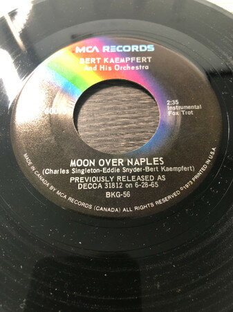 【中古】加7” Bert Kaempfert & His Orchestra Moon Over Naples MCA60095 MCA Records /00080