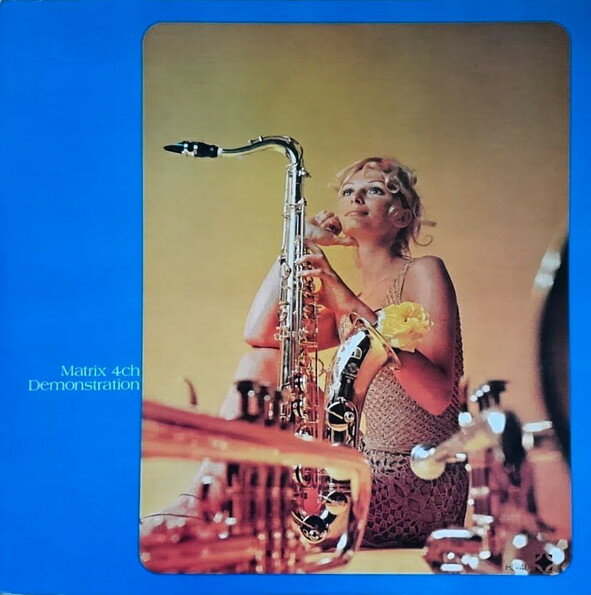 ・アーティスト Various, 猪俣猛 ・タイトル Matrix 4ch Demonstration ・レーベル・型番 LOD NAS342 ・フォーマット LPレコード ・コンディション(盤) 非常に良い(EX) ・コンディション(ジャケット) 良い (VG+) ・コンディション(帯) オビなし ・特記事項 サンプル画像です。実際の商品の画像ではありません 商品写真はバーコード/カタログ番号に対応したサンプル画像ですので、お送りする商品の画像ではありません。帯やライナーなどの付属品は、特記事項に記載されている場合のみ含まれます。プロモやカラーレコードなどの仕様についても、該当する場合のみ特記事項に記載しています。 【ご購入前に必ずご確認ください】 ・本店サイト(www.recordcity.jp)とは価格、送料が違います ・本店サイト、その他支店のオーダーとは同梱発送できません ・注文確定後に別の注文を頂いた場合、注文同士の同梱は致しかねます。 ・別倉庫から発送しているため、店頭受け渡しは対応しておりません ・一部商品は他の通販サイトでも販売しているため、ご注文のタイミングによっては商品のご用意ができない場合がございます。 ・土日祝日はお休みです 金曜・祝前日9時以降のご連絡またはご入金は、返答または発送が週明け・祝日明けに順次対応となります。 ・ご購入後のキャンセル不可 ご購入後のキャンセルはいかなる理由においてもお受けできません。ご了承の上、ご購入くださいませ。 ・日本郵便(ゆうパック/ゆうメール)によるお届けになります。 ・中古品であることをご理解ください 当ストアでは中古商品を主に販売しております。中古品であることをご理解の上ご購入ください。また、一部商品はRecordCityオンラインストアで試聴可能です。 ・返品について お客様のご都合による返品は一切承っておりません。 表記の内容と実際の商品に相違がある場合、また針飛び等で返品・返金をご希望される場合は、商品の到着後1週間以内にご連絡ください。商品の返送をこちらで確認後、キャンセル・返金を行います。 コンディションVG以下の商品は返品できません。プレイに影響のない表面のこすれ傷、プレス起因のノイズ盤は返品の対象外です。 【コンディション表記】 ・ほぼ新品(M-)(Like New) 完全な新品。未使用。当店ではほぼ使用しません ・非常に良い(EX)(Excellent) 中古盤として美品な状態。わずかな経年を感じるものの傷みを感じさせない、当店基準で最高の状態 ・良い(VG+)(Very Good Plus) 丁寧に扱われた中古品で、軽い使用感がみられる。 ・可(VG)(Acceptable) 使い込まれた中古品で、「良い」よりもさらに使用感がみられる。 ・悪い(VG-)(Bad) 状態が悪いアイテム。使用の保障はなく、再生不可、針飛び、目立つノイズがあるかもしれない。状態によるクレーム不可。返品不可。 ・非常に悪い(G)(Very Bad) 「悪い」よりさらに状態が悪いアイテム。使用の保障はなく、再生不可、針飛び、目立つノイズがあるかもしれない。状態によるクレーム不可。返品不可。 ・ジャンク(Fair)(Junk/Fair) 割れている、反っている、水ダメージがある、カビ、ジャケットが分離している、ひどい書き込み、ひどい擦れなど最低の状態。使用の保障はなく、再生不可、針飛び、目立つノイズがあるかもしれない。状態によるクレーム不可。返品不可。 ・ジャンク(Poor)(Junk/Poor) 割れている、反っている、水ダメージがある、カビ、ジャケットが分離している、ひどい書き込み、ひどい擦れなど最低の状態。使用の保障はなく、再生不可、針飛び、目立つノイズがあるかもしれない。状態によるクレーム不可。返品不可。