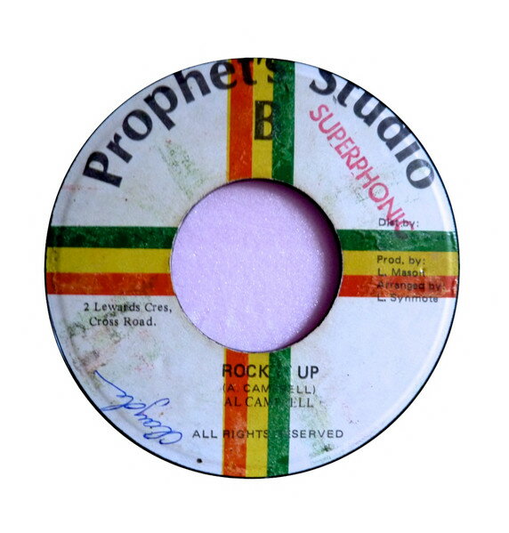 ・アーティスト Al Campbell ・タイトル Rock It Up ・レーベル・型番 Prophet's Studio B NONE ・フォーマット 7インチレコード ・コンディション(盤) 良い (VG+) ・コンディション(ジャケット) ・コンディション(帯) オビなし ・特記事項 【レーベルにダメージ】【盤にヘアライン】 サンプル画像です。実際の商品の画像ではありません 商品写真はバーコード/カタログ番号に対応したサンプル画像ですので、お送りする商品の画像ではありません。帯やライナーなどの付属品は、特記事項に記載されている場合のみ含まれます。プロモやカラーレコードなどの仕様についても、該当する場合のみ特記事項に記載しています。 【ご購入前に必ずご確認ください】 ・本店サイト(www.recordcity.jp)とは価格、送料が違います ・本店サイト、その他支店のオーダーとは同梱発送できません ・注文確定後に別の注文を頂いた場合、注文同士の同梱は致しかねます。 ・別倉庫から発送しているため、店頭受け渡しは対応しておりません ・一部商品は他の通販サイトでも販売しているため、ご注文のタイミングによっては商品のご用意ができない場合がございます。 ・土日祝日はお休みです 金曜・祝前日9時以降のご連絡またはご入金は、返答または発送が週明け・祝日明けに順次対応となります。 ・ご購入後のキャンセル不可 ご購入後のキャンセルはいかなる理由においてもお受けできません。ご了承の上、ご購入くださいませ。 ・日本郵便(ゆうパック/ゆうメール)によるお届けになります。 ・中古品であることをご理解ください 当ストアでは中古商品を主に販売しております。中古品であることをご理解の上ご購入ください。また、一部商品はRecordCityオンラインストアで試聴可能です。 ・返品について お客様のご都合による返品は一切承っておりません。 表記の内容と実際の商品に相違がある場合、また針飛び等で返品・返金をご希望される場合は、商品の到着後1週間以内にご連絡ください。商品の返送をこちらで確認後、キャンセル・返金を行います。 コンディションVG以下の商品は返品できません。プレイに影響のない表面のこすれ傷、プレス起因のノイズ盤は返品の対象外です。 【コンディション表記】 ・ほぼ新品(M-)(Like New) 完全な新品。未使用。当店ではほぼ使用しません ・非常に良い(EX)(Excellent) 中古盤として美品な状態。わずかな経年を感じるものの傷みを感じさせない、当店基準で最高の状態 ・良い(VG+)(Very Good Plus) 丁寧に扱われた中古品で、軽い使用感がみられる。 ・可(VG)(Acceptable) 使い込まれた中古品で、「良い」よりもさらに使用感がみられる。 ・悪い(VG-)(Bad) 状態が悪いアイテム。使用の保障はなく、再生不可、針飛び、目立つノイズがあるかもしれない。状態によるクレーム不可。返品不可。 ・非常に悪い(G)(Very Bad) 「悪い」よりさらに状態が悪いアイテム。使用の保障はなく、再生不可、針飛び、目立つノイズがあるかもしれない。状態によるクレーム不可。返品不可。 ・ジャンク(Fair)(Junk/Fair) 割れている、反っている、水ダメージがある、カビ、ジャケットが分離している、ひどい書き込み、ひどい擦れなど最低の状態。使用の保障はなく、再生不可、針飛び、目立つノイズがあるかもしれない。状態によるクレーム不可。返品不可。 ・ジャンク(Poor)(Junk/Poor) 割れている、反っている、水ダメージがある、カビ、ジャケットが分離している、ひどい書き込み、ひどい擦れなど最低の状態。使用の保障はなく、再生不可、針飛び、目立つノイズがあるかもしれない。状態によるクレーム不可。返品不可。