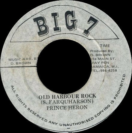 ・アーティスト Prince Heron ・タイトル Old Harbour Rock ・レーベル・型番 Big 7 NONE ・フォーマット 7インチレコード ・コンディション(盤) 非常に良い(EX) ・コンディション(ジャケット) ・コンディション(帯) オビなし ・特記事項 【レーベルに書き込み】 サンプル画像です。実際の商品の画像ではありません 商品写真はバーコード/カタログ番号に対応したサンプル画像ですので、お送りする商品の画像ではありません。帯やライナーなどの付属品は、特記事項に記載されている場合のみ含まれます。プロモやカラーレコードなどの仕様についても、該当する場合のみ特記事項に記載しています。 【ご購入前に必ずご確認ください】 ・本店サイト(www.recordcity.jp)とは価格、送料が違います ・本店サイト、その他支店のオーダーとは同梱発送できません ・注文確定後に別の注文を頂いた場合、注文同士の同梱は致しかねます。 ・別倉庫から発送しているため、店頭受け渡しは対応しておりません ・一部商品は他の通販サイトでも販売しているため、ご注文のタイミングによっては商品のご用意ができない場合がございます。 ・土日祝日はお休みです 金曜・祝前日9時以降のご連絡またはご入金は、返答または発送が週明け・祝日明けに順次対応となります。 ・ご購入後のキャンセル不可 ご購入後のキャンセルはいかなる理由においてもお受けできません。ご了承の上、ご購入くださいませ。 ・日本郵便(ゆうパック/ゆうメール)によるお届けになります。 ・中古品であることをご理解ください 当ストアでは中古商品を主に販売しております。中古品であることをご理解の上ご購入ください。また、一部商品はRecordCityオンラインストアで試聴可能です。 ・返品について お客様のご都合による返品は一切承っておりません。 表記の内容と実際の商品に相違がある場合、また針飛び等で返品・返金をご希望される場合は、商品の到着後1週間以内にご連絡ください。商品の返送をこちらで確認後、キャンセル・返金を行います。 コンディションVG以下の商品は返品できません。プレイに影響のない表面のこすれ傷、プレス起因のノイズ盤は返品の対象外です。 【コンディション表記】 ・ほぼ新品(M-)(Like New) 完全な新品。未使用。当店ではほぼ使用しません ・非常に良い(EX)(Excellent) 中古盤として美品な状態。わずかな経年を感じるものの傷みを感じさせない、当店基準で最高の状態 ・良い(VG+)(Very Good Plus) 丁寧に扱われた中古品で、軽い使用感がみられる。 ・可(VG)(Acceptable) 使い込まれた中古品で、「良い」よりもさらに使用感がみられる。 ・悪い(VG-)(Bad) 状態が悪いアイテム。使用の保障はなく、再生不可、針飛び、目立つノイズがあるかもしれない。状態によるクレーム不可。返品不可。 ・非常に悪い(G)(Very Bad) 「悪い」よりさらに状態が悪いアイテム。使用の保障はなく、再生不可、針飛び、目立つノイズがあるかもしれない。状態によるクレーム不可。返品不可。 ・ジャンク(Fair)(Junk/Fair) 割れている、反っている、水ダメージがある、カビ、ジャケットが分離している、ひどい書き込み、ひどい擦れなど最低の状態。使用の保障はなく、再生不可、針飛び、目立つノイズがあるかもしれない。状態によるクレーム不可。返品不可。 ・ジャンク(Poor)(Junk/Poor) 割れている、反っている、水ダメージがある、カビ、ジャケットが分離している、ひどい書き込み、ひどい擦れなど最低の状態。使用の保障はなく、再生不可、針飛び、目立つノイズがあるかもしれない。状態によるクレーム不可。返品不可。