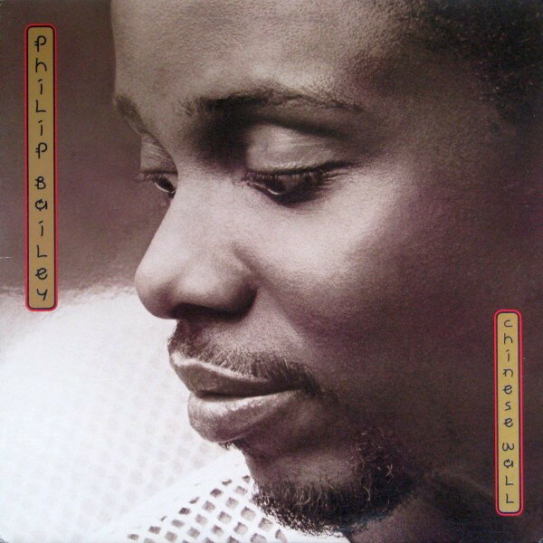 ・アーティスト Philip Bailey ・タイトル Chinese Wall ・レーベル・型番 Columbia FC39542 ・フォーマット LPレコード ・コンディション(盤) 良い (VG+) ・コンディション(ジャケット) 良い (VG+) ・コンディション(帯) オビなし ・特記事項 【カバーにキズ/ダメージ】【カバー変色】【盤に目立った跡】 サンプル画像です。実際の商品の画像ではありません 商品写真はバーコード/カタログ番号に対応したサンプル画像ですので、お送りする商品の画像ではありません。帯やライナーなどの付属品は、特記事項に記載されている場合のみ含まれます。プロモやカラーレコードなどの仕様についても、該当する場合のみ特記事項に記載しています。 【ご購入前に必ずご確認ください】 ・本店サイト(www.recordcity.jp)とは価格、送料が違います ・本店サイト、その他支店のオーダーとは同梱発送できません ・注文確定後に別の注文を頂いた場合、注文同士の同梱は致しかねます。 ・別倉庫から発送しているため、店頭受け渡しは対応しておりません ・一部商品は他の通販サイトでも販売しているため、ご注文のタイミングによっては商品のご用意ができない場合がございます。 ・土日祝日はお休みです 金曜・祝前日9時以降のご連絡またはご入金は、返答または発送が週明け・祝日明けに順次対応となります。 ・ご購入後のキャンセル不可 ご購入後のキャンセルはいかなる理由においてもお受けできません。ご了承の上、ご購入くださいませ。 ・日本郵便(ゆうパック/ゆうメール)によるお届けになります。 ・中古品であることをご理解ください 当ストアでは中古商品を主に販売しております。中古品であることをご理解の上ご購入ください。また、一部商品はRecordCityオンラインストアで試聴可能です。 ・返品について お客様のご都合による返品は一切承っておりません。 表記の内容と実際の商品に相違がある場合、また針飛び等で返品・返金をご希望される場合は、商品の到着後1週間以内にご連絡ください。商品の返送をこちらで確認後、キャンセル・返金を行います。 コンディションVG以下の商品は返品できません。プレイに影響のない表面のこすれ傷、プレス起因のノイズ盤は返品の対象外です。 【コンディション表記】 ・ほぼ新品(M-)(Like New) 完全な新品。未使用。当店ではほぼ使用しません ・非常に良い(EX)(Excellent) 中古盤として美品な状態。わずかな経年を感じるものの傷みを感じさせない、当店基準で最高の状態 ・良い(VG+)(Very Good Plus) 丁寧に扱われた中古品で、軽い使用感がみられる。 ・可(VG)(Acceptable) 使い込まれた中古品で、「良い」よりもさらに使用感がみられる。 ・悪い(VG-)(Bad) 状態が悪いアイテム。使用の保障はなく、再生不可、針飛び、目立つノイズがあるかもしれない。状態によるクレーム不可。返品不可。 ・非常に悪い(G)(Very Bad) 「悪い」よりさらに状態が悪いアイテム。使用の保障はなく、再生不可、針飛び、目立つノイズがあるかもしれない。状態によるクレーム不可。返品不可。 ・ジャンク(Fair)(Junk/Fair) 割れている、反っている、水ダメージがある、カビ、ジャケットが分離している、ひどい書き込み、ひどい擦れなど最低の状態。使用の保障はなく、再生不可、針飛び、目立つノイズがあるかもしれない。状態によるクレーム不可。返品不可。 ・ジャンク(Poor)(Junk/Poor) 割れている、反っている、水ダメージがある、カビ、ジャケットが分離している、ひどい書き込み、ひどい擦れなど最低の状態。使用の保障はなく、再生不可、針飛び、目立つノイズがあるかもしれない。状態によるクレーム不可。返品不可。