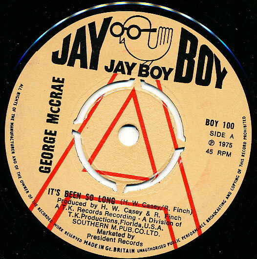 ・アーティスト George McCrae ・タイトル It's Been So Long ・レーベル・型番 Jay Boy BOY100PROMO ・フォーマット 7インチレコード ・コンディション(盤) 良い (VG+) ・コンディション(ジャケット) プレインカバー（元ジャケット／カバー無し） ・コンディション(帯) オビなし ・特記事項 【プロモ盤】 【プロモ印刷レーベル】【レーベルに染み】 サンプル画像です。実際の商品の画像ではありません 商品写真はバーコード/カタログ番号に対応したサンプル画像ですので、お送りする商品の画像ではありません。帯やライナーなどの付属品は、特記事項に記載されている場合のみ含まれます。プロモやカラーレコードなどの仕様についても、該当する場合のみ特記事項に記載しています。 【ご購入前に必ずご確認ください】 ・本店サイト(www.recordcity.jp)とは価格、送料が違います ・本店サイト、その他支店のオーダーとは同梱発送できません ・注文確定後に別の注文を頂いた場合、注文同士の同梱は致しかねます。 ・別倉庫から発送しているため、店頭受け渡しは対応しておりません ・一部商品は他の通販サイトでも販売しているため、ご注文のタイミングによっては商品のご用意ができない場合がございます。 ・土日祝日はお休みです 金曜・祝前日9時以降のご連絡またはご入金は、返答または発送が週明け・祝日明けに順次対応となります。 ・ご購入後のキャンセル不可 ご購入後のキャンセルはいかなる理由においてもお受けできません。ご了承の上、ご購入くださいませ。 ・日本郵便(ゆうパック/ゆうメール)によるお届けになります。 ・中古品であることをご理解ください 当ストアでは中古商品を主に販売しております。中古品であることをご理解の上ご購入ください。また、一部商品はRecordCityオンラインストアで試聴可能です。 ・返品について お客様のご都合による返品は一切承っておりません。 表記の内容と実際の商品に相違がある場合、また針飛び等で返品・返金をご希望される場合は、商品の到着後1週間以内にご連絡ください。商品の返送をこちらで確認後、キャンセル・返金を行います。 コンディションVG以下の商品は返品できません。プレイに影響のない表面のこすれ傷、プレス起因のノイズ盤は返品の対象外です。 【コンディション表記】 ・ほぼ新品(M-)(Like New) 完全な新品。未使用。当店ではほぼ使用しません ・非常に良い(EX)(Excellent) 中古盤として美品な状態。わずかな経年を感じるものの傷みを感じさせない、当店基準で最高の状態 ・良い(VG+)(Very Good Plus) 丁寧に扱われた中古品で、軽い使用感がみられる。 ・可(VG)(Acceptable) 使い込まれた中古品で、「良い」よりもさらに使用感がみられる。 ・悪い(VG-)(Bad) 状態が悪いアイテム。使用の保障はなく、再生不可、針飛び、目立つノイズがあるかもしれない。状態によるクレーム不可。返品不可。 ・非常に悪い(G)(Very Bad) 「悪い」よりさらに状態が悪いアイテム。使用の保障はなく、再生不可、針飛び、目立つノイズがあるかもしれない。状態によるクレーム不可。返品不可。 ・ジャンク(Fair)(Junk/Fair) 割れている、反っている、水ダメージがある、カビ、ジャケットが分離している、ひどい書き込み、ひどい擦れなど最低の状態。使用の保障はなく、再生不可、針飛び、目立つノイズがあるかもしれない。状態によるクレーム不可。返品不可。 ・ジャンク(Poor)(Junk/Poor) 割れている、反っている、水ダメージがある、カビ、ジャケットが分離している、ひどい書き込み、ひどい擦れなど最低の状態。使用の保障はなく、再生不可、針飛び、目立つノイズがあるかもしれない。状態によるクレーム不可。返品不可。