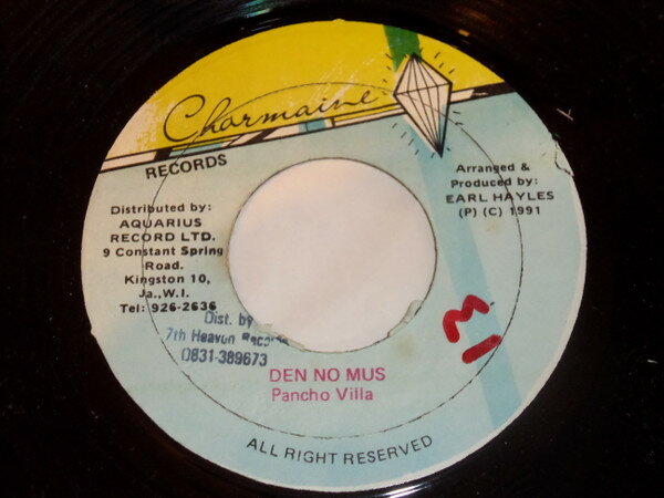 ・アーティスト Pancho Villa ・タイトル Den No Mus ・レーベル・型番 Charmaine Records NONE ・フォーマット 7インチレコード ・コンディション(盤) 良い (VG+) ・コンディション(ジャケット) ・コンディション(帯) オビなし ・特記事項 サンプル画像です。実際の商品の画像ではありません 商品写真はバーコード/カタログ番号に対応したサンプル画像ですので、お送りする商品の画像ではありません。帯やライナーなどの付属品は、特記事項に記載されている場合のみ含まれます。プロモやカラーレコードなどの仕様についても、該当する場合のみ特記事項に記載しています。 【ご購入前に必ずご確認ください】 ・本店サイト(www.recordcity.jp)とは価格、送料が違います ・本店サイト、その他支店のオーダーとは同梱発送できません ・注文確定後に別の注文を頂いた場合、注文同士の同梱は致しかねます。 ・別倉庫から発送しているため、店頭受け渡しは対応しておりません ・一部商品は他の通販サイトでも販売しているため、ご注文のタイミングによっては商品のご用意ができない場合がございます。 ・土日祝日はお休みです 金曜・祝前日9時以降のご連絡またはご入金は、返答または発送が週明け・祝日明けに順次対応となります。 ・ご購入後のキャンセル不可 ご購入後のキャンセルはいかなる理由においてもお受けできません。ご了承の上、ご購入くださいませ。 ・日本郵便(ゆうパック/ゆうメール)によるお届けになります。 ・中古品であることをご理解ください 当ストアでは中古商品を主に販売しております。中古品であることをご理解の上ご購入ください。また、一部商品はRecordCityオンラインストアで試聴可能です。 ・返品について お客様のご都合による返品は一切承っておりません。 表記の内容と実際の商品に相違がある場合、また針飛び等で返品・返金をご希望される場合は、商品の到着後1週間以内にご連絡ください。商品の返送をこちらで確認後、キャンセル・返金を行います。 コンディションVG以下の商品は返品できません。プレイに影響のない表面のこすれ傷、プレス起因のノイズ盤は返品の対象外です。 【コンディション表記】 ・ほぼ新品(M-)(Like New) 完全な新品。未使用。当店ではほぼ使用しません ・非常に良い(EX)(Excellent) 中古盤として美品な状態。わずかな経年を感じるものの傷みを感じさせない、当店基準で最高の状態 ・良い(VG+)(Very Good Plus) 丁寧に扱われた中古品で、軽い使用感がみられる。 ・可(VG)(Acceptable) 使い込まれた中古品で、「良い」よりもさらに使用感がみられる。 ・悪い(VG-)(Bad) 状態が悪いアイテム。使用の保障はなく、再生不可、針飛び、目立つノイズがあるかもしれない。状態によるクレーム不可。返品不可。 ・非常に悪い(G)(Very Bad) 「悪い」よりさらに状態が悪いアイテム。使用の保障はなく、再生不可、針飛び、目立つノイズがあるかもしれない。状態によるクレーム不可。返品不可。 ・ジャンク(Fair)(Junk/Fair) 割れている、反っている、水ダメージがある、カビ、ジャケットが分離している、ひどい書き込み、ひどい擦れなど最低の状態。使用の保障はなく、再生不可、針飛び、目立つノイズがあるかもしれない。状態によるクレーム不可。返品不可。 ・ジャンク(Poor)(Junk/Poor) 割れている、反っている、水ダメージがある、カビ、ジャケットが分離している、ひどい書き込み、ひどい擦れなど最低の状態。使用の保障はなく、再生不可、針飛び、目立つノイズがあるかもしれない。状態によるクレーム不可。返品不可。