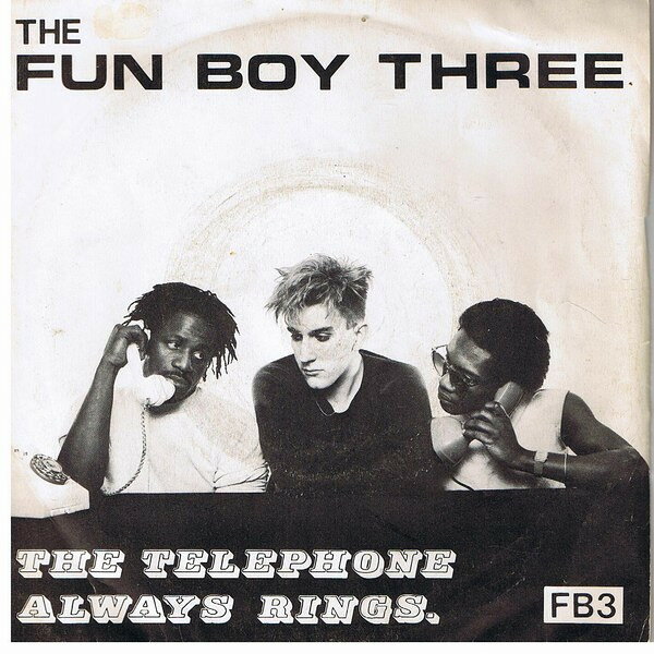 ・アーティスト Fun Boy Three ・タイトル Telephone Always Rings ・レーベル・型番 Chrysalis CHS2609 ・フォーマット 7インチレコード ・コンディション(盤) 良い (VG+) ・コンディション(ジャケット) 可 (VG) ・コンディション(帯) オビなし ・特記事項 サンプル画像です。実際の商品の画像ではありません 商品写真はバーコード/カタログ番号に対応したサンプル画像ですので、お送りする商品の画像ではありません。帯やライナーなどの付属品は、特記事項に記載されている場合のみ含まれます。プロモやカラーレコードなどの仕様についても、該当する場合のみ特記事項に記載しています。 【ご購入前に必ずご確認ください】 ・本店サイト(www.recordcity.jp)とは価格、送料が違います ・本店サイト、その他支店のオーダーとは同梱発送できません ・注文確定後に別の注文を頂いた場合、注文同士の同梱は致しかねます。 ・別倉庫から発送しているため、店頭受け渡しは対応しておりません ・一部商品は他の通販サイトでも販売しているため、ご注文のタイミングによっては商品のご用意ができない場合がございます。 ・土日祝日はお休みです 金曜・祝前日9時以降のご連絡またはご入金は、返答または発送が週明け・祝日明けに順次対応となります。 ・ご購入後のキャンセル不可 ご購入後のキャンセルはいかなる理由においてもお受けできません。ご了承の上、ご購入くださいませ。 ・日本郵便(ゆうパック/ゆうメール)によるお届けになります。 ・中古品であることをご理解ください 当ストアでは中古商品を主に販売しております。中古品であることをご理解の上ご購入ください。また、一部商品はRecordCityオンラインストアで試聴可能です。 ・返品について お客様のご都合による返品は一切承っておりません。 表記の内容と実際の商品に相違がある場合、また針飛び等で返品・返金をご希望される場合は、商品の到着後1週間以内にご連絡ください。商品の返送をこちらで確認後、キャンセル・返金を行います。 コンディションVG以下の商品は返品できません。プレイに影響のない表面のこすれ傷、プレス起因のノイズ盤は返品の対象外です。 【コンディション表記】 ・ほぼ新品(M-)(Like New) 完全な新品。未使用。当店ではほぼ使用しません ・非常に良い(EX)(Excellent) 中古盤として美品な状態。わずかな経年を感じるものの傷みを感じさせない、当店基準で最高の状態 ・良い(VG+)(Very Good Plus) 丁寧に扱われた中古品で、軽い使用感がみられる。 ・可(VG)(Acceptable) 使い込まれた中古品で、「良い」よりもさらに使用感がみられる。 ・悪い(VG-)(Bad) 状態が悪いアイテム。使用の保障はなく、再生不可、針飛び、目立つノイズがあるかもしれない。状態によるクレーム不可。返品不可。 ・非常に悪い(G)(Very Bad) 「悪い」よりさらに状態が悪いアイテム。使用の保障はなく、再生不可、針飛び、目立つノイズがあるかもしれない。状態によるクレーム不可。返品不可。 ・ジャンク(Fair)(Junk/Fair) 割れている、反っている、水ダメージがある、カビ、ジャケットが分離している、ひどい書き込み、ひどい擦れなど最低の状態。使用の保障はなく、再生不可、針飛び、目立つノイズがあるかもしれない。状態によるクレーム不可。返品不可。 ・ジャンク(Poor)(Junk/Poor) 割れている、反っている、水ダメージがある、カビ、ジャケットが分離している、ひどい書き込み、ひどい擦れなど最低の状態。使用の保障はなく、再生不可、針飛び、目立つノイズがあるかもしれない。状態によるクレーム不可。返品不可。