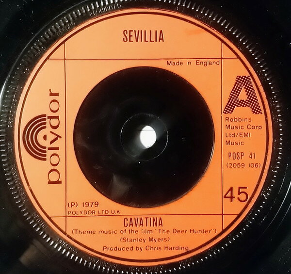 ・アーティスト Sevillia ・タイトル Cavatina ・レーベル Polydor POSP41 ・フォーマット 7インチレコード ・コンディション(盤) 良い (VG+) ・コンディション(ジャケット) プレインカバー（元ジャケット／カバー無し） ・コンディション(帯) オビなし ・特記事項 サンプル画像です。実際の商品の画像ではありません 商品写真はバーコード/カタログ番号に対応したサンプル画像ですので、お送りする商品の画像ではありません。帯やライナーなどの付属品は、特記事項に記載されている場合のみ含まれます。プロモやカラーレコードなどの仕様についても、該当する場合のみ特記事項に記載しています。 【ご購入前に必ずご確認ください】 ・本店サイト(www.recordcity.jp)とは価格、送料が違います ・本店サイト、その他支店のオーダーとは同梱発送できません ・別倉庫から発送しているため、店頭受け渡しは対応しておりません ・一部商品は他の通販サイトでも販売しているため、ご注文のタイミングによっては商品のご用意ができない場合がございます。 ・土日祝日はお休みです 金曜・祝前日9時以降のご連絡またはご入金は、返答または発送が週明け・祝日明けに順次対応となります。 ・ご購入後のキャンセル不可 ご購入後のキャンセルはいかなる理由においてもお受けできません。ご了承の上、ご購入くださいませ。 ・日本郵便(ゆうパック/ゆうメール)によるお届けになります。 ・中古品であることをご理解ください 当ストアではお客様よりお譲りいただいた中古商品を主に販売しております。中古品であることをご理解の上ご購入ください。また、一部商品はRecordCityオンラインストアで試聴可能です。 ・返品について お客様のご都合による返品は一切承っておりません。 表記の内容と実際の商品に相違がある場合、また針飛び等で返品・返金をご希望される場合は、商品の到着後1週間以内にご連絡ください。商品の返送をこちらで確認後、キャンセル・返金を行います。 コンディションVG以下の商品は返品できません。プレイに影響のない表面のこすれ傷、プレス起因のノイズ盤は返品の対象外です。 【コンディション表記】 ・ほぼ新品(M-)(Like New) 完全な新品。未使用。当店ではほぼ使用しません ・非常に良い(EX)(Excellent) 中古盤として美品な状態。わずかな経年を感じるものの傷みを感じさせない、当店基準で最高の状態 ・良い(VG+)(Very Good Plus) 丁寧に扱われた中古品で、軽い使用感がみられる。 ・可(VG)(Acceptable) 使い込まれた中古品で、「良い」よりもさらに使用感がみられる。 ・悪い(VG-)(Bad) 状態が悪いアイテム。使用の保障はなく、再生不可、針飛び、目立つノイズがあるかもしれない。状態によるクレーム不可。返品不可。 ・非常に悪い(G)(Very Bad) 「悪い」よりさらに状態が悪いアイテム。使用の保障はなく、再生不可、針飛び、目立つノイズがあるかもしれない。状態によるクレーム不可。返品不可。 ・ジャンク(Fair)(Junk/Fair) 割れている、反っている、水ダメージがある、カビ、ジャケットが分離している、ひどい書き込み、ひどい擦れなど最低の状態。使用の保障はなく、再生不可、針飛び、目立つノイズがあるかもしれない。状態によるクレーム不可。返品不可。 ・ジャンク(Poor)(Junk/Poor) 割れている、反っている、水ダメージがある、カビ、ジャケットが分離している、ひどい書き込み、ひどい擦れなど最低の状態。使用の保障はなく、再生不可、針飛び、目立つノイズがあるかもしれない。状態によるクレーム不可。返品不可。