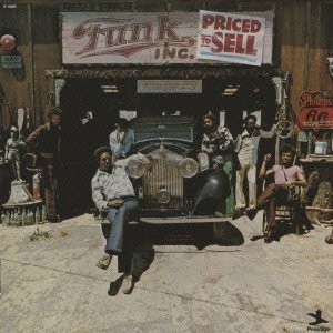 ・アーティスト Funk Inc. ・タイトル Priced To Sell ・レーベル・型番 Universal UCCO9892 ・フォーマット CD ・コンディション(盤) ほぼ新品 (M-) ・コンディション(ジャケット) ・コンディション(帯) オビあり ・特記事項 【未開封】 【帯付き】 サンプル画像です。実際の商品の画像ではありません 商品写真はバーコード/カタログ番号に対応したサンプル画像ですので、お送りする商品の画像ではありません。帯やライナーなどの付属品は、特記事項に記載されている場合のみ含まれます。プロモやカラーレコードなどの仕様についても、該当する場合のみ特記事項に記載しています。 【ご購入前に必ずご確認ください】 ・本店サイト(www.recordcity.jp)とは価格、送料が違います ・本店サイト、その他支店のオーダーとは同梱発送できません ・注文確定後に別の注文を頂いた場合、注文同士の同梱は致しかねます。 ・別倉庫から発送しているため、店頭受け渡しは対応しておりません ・一部商品は他の通販サイトでも販売しているため、ご注文のタイミングによっては商品のご用意ができない場合がございます。 ・土日祝日はお休みです 金曜・祝前日9時以降のご連絡またはご入金は、返答または発送が週明け・祝日明けに順次対応となります。 ・ご購入後のキャンセル不可 ご購入後のキャンセルはいかなる理由においてもお受けできません。ご了承の上、ご購入くださいませ。 ・日本郵便(ゆうパック/ゆうメール)によるお届けになります。 ・中古品であることをご理解ください 当ストアでは中古商品を主に販売しております。中古品であることをご理解の上ご購入ください。また、一部商品はRecordCityオンラインストアで試聴可能です。 ・返品について お客様のご都合による返品は一切承っておりません。 表記の内容と実際の商品に相違がある場合、また針飛び等で返品・返金をご希望される場合は、商品の到着後1週間以内にご連絡ください。商品の返送をこちらで確認後、キャンセル・返金を行います。 コンディションVG以下の商品は返品できません。プレイに影響のない表面のこすれ傷、プレス起因のノイズ盤は返品の対象外です。 【コンディション表記】 ・ほぼ新品(M-)(Like New) 完全な新品。未使用。当店ではほぼ使用しません ・非常に良い(EX)(Excellent) 中古盤として美品な状態。わずかな経年を感じるものの傷みを感じさせない、当店基準で最高の状態 ・良い(VG+)(Very Good Plus) 丁寧に扱われた中古品で、軽い使用感がみられる。 ・可(VG)(Acceptable) 使い込まれた中古品で、「良い」よりもさらに使用感がみられる。 ・悪い(VG-)(Bad) 状態が悪いアイテム。使用の保障はなく、再生不可、針飛び、目立つノイズがあるかもしれない。状態によるクレーム不可。返品不可。 ・非常に悪い(G)(Very Bad) 「悪い」よりさらに状態が悪いアイテム。使用の保障はなく、再生不可、針飛び、目立つノイズがあるかもしれない。状態によるクレーム不可。返品不可。 ・ジャンク(Fair)(Junk/Fair) 割れている、反っている、水ダメージがある、カビ、ジャケットが分離している、ひどい書き込み、ひどい擦れなど最低の状態。使用の保障はなく、再生不可、針飛び、目立つノイズがあるかもしれない。状態によるクレーム不可。返品不可。 ・ジャンク(Poor)(Junk/Poor) 割れている、反っている、水ダメージがある、カビ、ジャケットが分離している、ひどい書き込み、ひどい擦れなど最低の状態。使用の保障はなく、再生不可、針飛び、目立つノイズがあるかもしれない。状態によるクレーム不可。返品不可。
