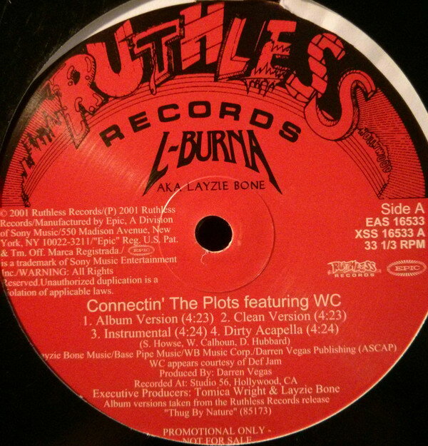 ・アーティスト L-Burna ・タイトル Connectin´The Plots / Listen / Smoke On ・レーベル・型番 Ruthless Records EAS16533 ・フォーマット 12インチレコード ・コンディション(盤) 良い (VG+) ・コンディション(ジャケット) プレインカバー（元ジャケット／カバー無し） ・コンディション(帯) オビなし ・特記事項 【盤にヘアライン】【盤に薄い跡】【デッドワックス頭出しシール】 サンプル画像です。実際の商品の画像ではありません 商品写真はバーコード/カタログ番号に対応したサンプル画像ですので、お送りする商品の画像ではありません。帯やライナーなどの付属品は、特記事項に記載されている場合のみ含まれます。プロモやカラーレコードなどの仕様についても、該当する場合のみ特記事項に記載しています。 【ご購入前に必ずご確認ください】 ・本店サイト(www.recordcity.jp)とは価格、送料が違います ・本店サイト、その他支店のオーダーとは同梱発送できません ・注文確定後に別の注文を頂いた場合、注文同士の同梱は致しかねます。 ・別倉庫から発送しているため、店頭受け渡しは対応しておりません ・一部商品は他の通販サイトでも販売しているため、ご注文のタイミングによっては商品のご用意ができない場合がございます。 ・土日祝日はお休みです 金曜・祝前日9時以降のご連絡またはご入金は、返答または発送が週明け・祝日明けに順次対応となります。 ・ご購入後のキャンセル不可 ご購入後のキャンセルはいかなる理由においてもお受けできません。ご了承の上、ご購入くださいませ。 ・日本郵便(ゆうパック/ゆうメール)によるお届けになります。 ・中古品であることをご理解ください 当ストアでは中古商品を主に販売しております。中古品であることをご理解の上ご購入ください。また、一部商品はRecordCityオンラインストアで試聴可能です。 ・返品について お客様のご都合による返品は一切承っておりません。 表記の内容と実際の商品に相違がある場合、また針飛び等で返品・返金をご希望される場合は、商品の到着後1週間以内にご連絡ください。商品の返送をこちらで確認後、キャンセル・返金を行います。 コンディションVG以下の商品は返品できません。プレイに影響のない表面のこすれ傷、プレス起因のノイズ盤は返品の対象外です。 【コンディション表記】 ・ほぼ新品(M-)(Like New) 完全な新品。未使用。当店ではほぼ使用しません ・非常に良い(EX)(Excellent) 中古盤として美品な状態。わずかな経年を感じるものの傷みを感じさせない、当店基準で最高の状態 ・良い(VG+)(Very Good Plus) 丁寧に扱われた中古品で、軽い使用感がみられる。 ・可(VG)(Acceptable) 使い込まれた中古品で、「良い」よりもさらに使用感がみられる。 ・悪い(VG-)(Bad) 状態が悪いアイテム。使用の保障はなく、再生不可、針飛び、目立つノイズがあるかもしれない。状態によるクレーム不可。返品不可。 ・非常に悪い(G)(Very Bad) 「悪い」よりさらに状態が悪いアイテム。使用の保障はなく、再生不可、針飛び、目立つノイズがあるかもしれない。状態によるクレーム不可。返品不可。 ・ジャンク(Fair)(Junk/Fair) 割れている、反っている、水ダメージがある、カビ、ジャケットが分離している、ひどい書き込み、ひどい擦れなど最低の状態。使用の保障はなく、再生不可、針飛び、目立つノイズがあるかもしれない。状態によるクレーム不可。返品不可。 ・ジャンク(Poor)(Junk/Poor) 割れている、反っている、水ダメージがある、カビ、ジャケットが分離している、ひどい書き込み、ひどい擦れなど最低の状態。使用の保障はなく、再生不可、針飛び、目立つノイズがあるかもしれない。状態によるクレーム不可。返品不可。