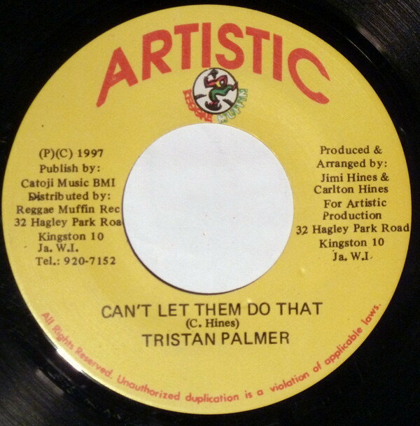 ・アーティスト Tristan Palmer ・タイトル Can't Let Them Do That ・レーベル・型番 Artistic Reggae Muffin NONE ・フォーマット 7インチレコード ・コンディション(盤) 良い (VG+) ・コンディション(ジャケット) ・コンディション(帯) オビなし ・特記事項 サンプル画像です。実際の商品の画像ではありません 商品写真はバーコード/カタログ番号に対応したサンプル画像ですので、お送りする商品の画像ではありません。帯やライナーなどの付属品は、特記事項に記載されている場合のみ含まれます。プロモやカラーレコードなどの仕様についても、該当する場合のみ特記事項に記載しています。 【ご購入前に必ずご確認ください】 ・本店サイト(www.recordcity.jp)とは価格、送料が違います ・本店サイト、その他支店のオーダーとは同梱発送できません ・注文確定後に別の注文を頂いた場合、注文同士の同梱は致しかねます。 ・別倉庫から発送しているため、店頭受け渡しは対応しておりません ・一部商品は他の通販サイトでも販売しているため、ご注文のタイミングによっては商品のご用意ができない場合がございます。 ・土日祝日はお休みです 金曜・祝前日9時以降のご連絡またはご入金は、返答または発送が週明け・祝日明けに順次対応となります。 ・ご購入後のキャンセル不可 ご購入後のキャンセルはいかなる理由においてもお受けできません。ご了承の上、ご購入くださいませ。 ・日本郵便(ゆうパック/ゆうメール)によるお届けになります。 ・中古品であることをご理解ください 当ストアでは中古商品を主に販売しております。中古品であることをご理解の上ご購入ください。また、一部商品はRecordCityオンラインストアで試聴可能です。 ・返品について お客様のご都合による返品は一切承っておりません。 表記の内容と実際の商品に相違がある場合、また針飛び等で返品・返金をご希望される場合は、商品の到着後1週間以内にご連絡ください。商品の返送をこちらで確認後、キャンセル・返金を行います。 コンディションVG以下の商品は返品できません。プレイに影響のない表面のこすれ傷、プレス起因のノイズ盤は返品の対象外です。 【コンディション表記】 ・ほぼ新品(M-)(Like New) 完全な新品。未使用。当店ではほぼ使用しません ・非常に良い(EX)(Excellent) 中古盤として美品な状態。わずかな経年を感じるものの傷みを感じさせない、当店基準で最高の状態 ・良い(VG+)(Very Good Plus) 丁寧に扱われた中古品で、軽い使用感がみられる。 ・可(VG)(Acceptable) 使い込まれた中古品で、「良い」よりもさらに使用感がみられる。 ・悪い(VG-)(Bad) 状態が悪いアイテム。使用の保障はなく、再生不可、針飛び、目立つノイズがあるかもしれない。状態によるクレーム不可。返品不可。 ・非常に悪い(G)(Very Bad) 「悪い」よりさらに状態が悪いアイテム。使用の保障はなく、再生不可、針飛び、目立つノイズがあるかもしれない。状態によるクレーム不可。返品不可。 ・ジャンク(Fair)(Junk/Fair) 割れている、反っている、水ダメージがある、カビ、ジャケットが分離している、ひどい書き込み、ひどい擦れなど最低の状態。使用の保障はなく、再生不可、針飛び、目立つノイズがあるかもしれない。状態によるクレーム不可。返品不可。 ・ジャンク(Poor)(Junk/Poor) 割れている、反っている、水ダメージがある、カビ、ジャケットが分離している、ひどい書き込み、ひどい擦れなど最低の状態。使用の保障はなく、再生不可、針飛び、目立つノイズがあるかもしれない。状態によるクレーム不可。返品不可。