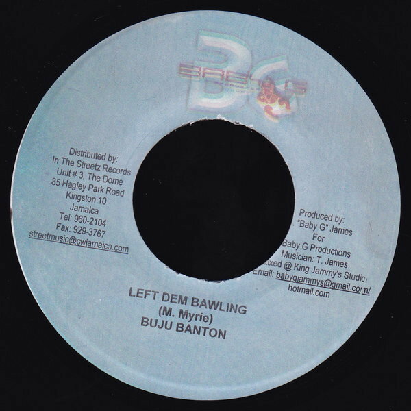 ・アーティスト Buju Banton ・タイトル Left Dem Bawling ・レーベル Baby G Productions NONE ・フォーマット 7インチレコード ・コンディション(盤) 良い (VG+) ・コンディション(ジャケット) ・コンディション(帯) オビなし ・特記事項 サンプル画像です。実際の商品の画像ではありません 商品写真はバーコード/カタログ番号に対応したサンプル画像ですので、お送りする商品の画像ではありません。帯やライナーなどの付属品は、特記事項に記載されている場合のみ含まれます。プロモやカラーレコードなどの仕様についても、該当する場合のみ特記事項に記載しています。 【ご購入前に必ずご確認ください】 ・本店サイト(www.recordcity.jp)とは価格、送料が違います ・本店サイト、その他支店のオーダーとは同梱発送できません ・別倉庫から発送しているため、店頭受け渡しは対応しておりません ・一部商品は他の通販サイトでも販売しているため、ご注文のタイミングによっては商品のご用意ができない場合がございます。 ・土日祝日はお休みです 金曜・祝前日9時以降のご連絡またはご入金は、返答または発送が週明け・祝日明けに順次対応となります。 ・ご購入後のキャンセル不可 ご購入後のキャンセルはいかなる理由においてもお受けできません。ご了承の上、ご購入くださいませ。 ・日本郵便(ゆうパック/ゆうメール)によるお届けになります。 ・中古品であることをご理解ください 当ストアではお客様よりお譲りいただいた中古商品を主に販売しております。中古品であることをご理解の上ご購入ください。また、一部商品はRecordCityオンラインストアで試聴可能です。 ・返品について お客様のご都合による返品は一切承っておりません。 表記の内容と実際の商品に相違がある場合、また針飛び等で返品・返金をご希望される場合は、商品の到着後1週間以内にご連絡ください。商品の返送をこちらで確認後、キャンセル・返金を行います。 コンディションVG以下の商品は返品できません。プレイに影響のない表面のこすれ傷、プレス起因のノイズ盤は返品の対象外です。 【コンディション表記】 ・ほぼ新品(M-)(Like New) 完全な新品。未使用。当店ではほぼ使用しません ・非常に良い(EX)(Excellent) 中古盤として美品な状態。わずかな経年を感じるものの傷みを感じさせない、当店基準で最高の状態 ・良い(VG+)(Very Good Plus) 丁寧に扱われた中古品で、軽い使用感がみられる。 ・可(VG)(Acceptable) 使い込まれた中古品で、「良い」よりもさらに使用感がみられる。 ・悪い(VG-)(Bad) 状態が悪いアイテム。使用の保障はなく、再生不可、針飛び、目立つノイズがあるかもしれない。状態によるクレーム不可。返品不可。 ・非常に悪い(G)(Very Bad) 「悪い」よりさらに状態が悪いアイテム。使用の保障はなく、再生不可、針飛び、目立つノイズがあるかもしれない。状態によるクレーム不可。返品不可。 ・ジャンク(Fair)(Junk/Fair) 割れている、反っている、水ダメージがある、カビ、ジャケットが分離している、ひどい書き込み、ひどい擦れなど最低の状態。使用の保障はなく、再生不可、針飛び、目立つノイズがあるかもしれない。状態によるクレーム不可。返品不可。 ・ジャンク(Poor)(Junk/Poor) 割れている、反っている、水ダメージがある、カビ、ジャケットが分離している、ひどい書き込み、ひどい擦れなど最低の状態。使用の保障はなく、再生不可、針飛び、目立つノイズがあるかもしれない。状態によるクレーム不可。返品不可。