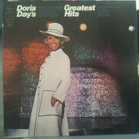 ・アーティスト Doris Day ・タイトル Doris Day's Greatest Hits ・レーベル・型番 HARMONY KH30761 ・フォーマット LPレコード ・コンディション(盤) 良い (VG+) ・コンディション(ジャケット) 良い (VG+) ・コンディション(帯) オビなし ・特記事項 【盤カビ】【盤に目立った跡】【カバー汚れ】【カバーに擦れ】 サンプル画像です。実際の商品の画像ではありません 商品写真はバーコード/カタログ番号に対応したサンプル画像ですので、お送りする商品の画像ではありません。帯やライナーなどの付属品は、特記事項に記載されている場合のみ含まれます。プロモやカラーレコードなどの仕様についても、該当する場合のみ特記事項に記載しています。 【ご購入前に必ずご確認ください】 ・本店サイト(www.recordcity.jp)とは価格、送料が違います ・本店サイト、その他支店のオーダーとは同梱発送できません ・注文確定後に別の注文を頂いた場合、注文同士の同梱は致しかねます。 ・別倉庫から発送しているため、店頭受け渡しは対応しておりません ・一部商品は他の通販サイトでも販売しているため、ご注文のタイミングによっては商品のご用意ができない場合がございます。 ・土日祝日はお休みです 金曜・祝前日9時以降のご連絡またはご入金は、返答または発送が週明け・祝日明けに順次対応となります。 ・ご購入後のキャンセル不可 ご購入後のキャンセルはいかなる理由においてもお受けできません。ご了承の上、ご購入くださいませ。 ・日本郵便(ゆうパック/ゆうメール)によるお届けになります。 ・中古品であることをご理解ください 当ストアでは中古商品を主に販売しております。中古品であることをご理解の上ご購入ください。また、一部商品はRecordCityオンラインストアで試聴可能です。 ・返品について お客様のご都合による返品は一切承っておりません。 表記の内容と実際の商品に相違がある場合、また針飛び等で返品・返金をご希望される場合は、商品の到着後1週間以内にご連絡ください。商品の返送をこちらで確認後、キャンセル・返金を行います。 コンディションVG以下の商品は返品できません。プレイに影響のない表面のこすれ傷、プレス起因のノイズ盤は返品の対象外です。 【コンディション表記】 ・ほぼ新品(M-)(Like New) 完全な新品。未使用。当店ではほぼ使用しません ・非常に良い(EX)(Excellent) 中古盤として美品な状態。わずかな経年を感じるものの傷みを感じさせない、当店基準で最高の状態 ・良い(VG+)(Very Good Plus) 丁寧に扱われた中古品で、軽い使用感がみられる。 ・可(VG)(Acceptable) 使い込まれた中古品で、「良い」よりもさらに使用感がみられる。 ・悪い(VG-)(Bad) 状態が悪いアイテム。使用の保障はなく、再生不可、針飛び、目立つノイズがあるかもしれない。状態によるクレーム不可。返品不可。 ・非常に悪い(G)(Very Bad) 「悪い」よりさらに状態が悪いアイテム。使用の保障はなく、再生不可、針飛び、目立つノイズがあるかもしれない。状態によるクレーム不可。返品不可。 ・ジャンク(Fair)(Junk/Fair) 割れている、反っている、水ダメージがある、カビ、ジャケットが分離している、ひどい書き込み、ひどい擦れなど最低の状態。使用の保障はなく、再生不可、針飛び、目立つノイズがあるかもしれない。状態によるクレーム不可。返品不可。 ・ジャンク(Poor)(Junk/Poor) 割れている、反っている、水ダメージがある、カビ、ジャケットが分離している、ひどい書き込み、ひどい擦れなど最低の状態。使用の保障はなく、再生不可、針飛び、目立つノイズがあるかもしれない。状態によるクレーム不可。返品不可。