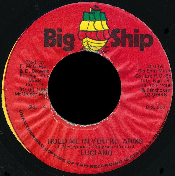 ・アーティスト Luciano ・タイトル Hold Me In You're Arms ・レーベル Big Ship BS002 ・フォーマット 7インチレコード ・コンディション(盤) 可 (VG) ・コンディション(ジャケット) ・コンディション(帯) オビなし ・特記事項 【盤汚れ】 サンプル画像です。実際の商品の画像ではありません 商品写真はバーコード/カタログ番号に対応したサンプル画像ですので、お送りする商品の画像ではありません。帯やライナーなどの付属品は、特記事項に記載されている場合のみ含まれます。プロモやカラーレコードなどの仕様についても、該当する場合のみ特記事項に記載しています。 【ご購入前に必ずご確認ください】 ・本店サイト(www.recordcity.jp)とは価格、送料が違います ・本店サイト、その他支店のオーダーとは同梱発送できません ・別倉庫から発送しているため、店頭受け渡しは対応しておりません ・一部商品は他の通販サイトでも販売しているため、ご注文のタイミングによっては商品のご用意ができない場合がございます。 ・土日祝日はお休みです 金曜・祝前日9時以降のご連絡またはご入金は、返答または発送が週明け・祝日明けに順次対応となります。 ・ご購入後のキャンセル不可 ご購入後のキャンセルはいかなる理由においてもお受けできません。ご了承の上、ご購入くださいませ。 ・日本郵便(ゆうパック/ゆうメール)によるお届けになります。 ・中古品であることをご理解ください 当ストアではお客様よりお譲りいただいた中古商品を主に販売しております。中古品であることをご理解の上ご購入ください。また、一部商品はRecordCityオンラインストアで試聴可能です。 ・返品について お客様のご都合による返品は一切承っておりません。 表記の内容と実際の商品に相違がある場合、また針飛び等で返品・返金をご希望される場合は、商品の到着後1週間以内にご連絡ください。商品の返送をこちらで確認後、キャンセル・返金を行います。 コンディションVG以下の商品は返品できません。プレイに影響のない表面のこすれ傷、プレス起因のノイズ盤は返品の対象外です。 【コンディション表記】 ・ほぼ新品(M-)(Like New) 完全な新品。未使用。当店ではほぼ使用しません ・非常に良い(EX)(Excellent) 中古盤として美品な状態。わずかな経年を感じるものの傷みを感じさせない、当店基準で最高の状態 ・良い(VG+)(Very Good Plus) 丁寧に扱われた中古品で、軽い使用感がみられる。 ・可(VG)(Acceptable) 使い込まれた中古品で、「良い」よりもさらに使用感がみられる。 ・悪い(VG-)(Bad) 状態が悪いアイテム。使用の保障はなく、再生不可、針飛び、目立つノイズがあるかもしれない。状態によるクレーム不可。返品不可。 ・非常に悪い(G)(Very Bad) 「悪い」よりさらに状態が悪いアイテム。使用の保障はなく、再生不可、針飛び、目立つノイズがあるかもしれない。状態によるクレーム不可。返品不可。 ・ジャンク(Fair)(Junk/Fair) 割れている、反っている、水ダメージがある、カビ、ジャケットが分離している、ひどい書き込み、ひどい擦れなど最低の状態。使用の保障はなく、再生不可、針飛び、目立つノイズがあるかもしれない。状態によるクレーム不可。返品不可。 ・ジャンク(Poor)(Junk/Poor) 割れている、反っている、水ダメージがある、カビ、ジャケットが分離している、ひどい書き込み、ひどい擦れなど最低の状態。使用の保障はなく、再生不可、針飛び、目立つノイズがあるかもしれない。状態によるクレーム不可。返品不可。