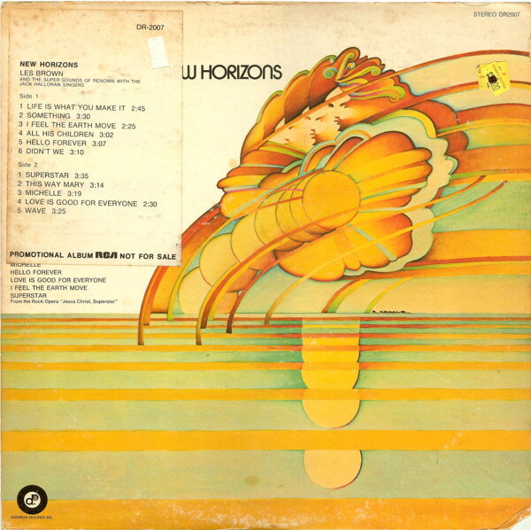 ・アーティスト Les Brown & His Band Of Renown, The Jack Halloran Singers ・タイトル New Horizons ・レーベル・型番 Daybreak Records DR2007 ・フォーマット LPレコード ・コンディション(盤) 良い (VG+) ・コンディション(ジャケット) 良い (VG+) ・コンディション(帯) オビなし ・特記事項 サンプル画像です。実際の商品の画像ではありません 商品写真はバーコード/カタログ番号に対応したサンプル画像ですので、お送りする商品の画像ではありません。帯やライナーなどの付属品は、特記事項に記載されている場合のみ含まれます。プロモやカラーレコードなどの仕様についても、該当する場合のみ特記事項に記載しています。 【ご購入前に必ずご確認ください】 ・本店サイト(www.recordcity.jp)とは価格、送料が違います ・本店サイト、その他支店のオーダーとは同梱発送できません ・注文確定後に別の注文を頂いた場合、注文同士の同梱は致しかねます。 ・別倉庫から発送しているため、店頭受け渡しは対応しておりません ・一部商品は他の通販サイトでも販売しているため、ご注文のタイミングによっては商品のご用意ができない場合がございます。 ・土日祝日はお休みです 金曜・祝前日9時以降のご連絡またはご入金は、返答または発送が週明け・祝日明けに順次対応となります。 ・ご購入後のキャンセル不可 ご購入後のキャンセルはいかなる理由においてもお受けできません。ご了承の上、ご購入くださいませ。 ・日本郵便(ゆうパック/ゆうメール)によるお届けになります。 ・中古品であることをご理解ください 当ストアでは中古商品を主に販売しております。中古品であることをご理解の上ご購入ください。また、一部商品はRecordCityオンラインストアで試聴可能です。 ・返品について お客様のご都合による返品は一切承っておりません。 表記の内容と実際の商品に相違がある場合、また針飛び等で返品・返金をご希望される場合は、商品の到着後1週間以内にご連絡ください。商品の返送をこちらで確認後、キャンセル・返金を行います。 コンディションVG以下の商品は返品できません。プレイに影響のない表面のこすれ傷、プレス起因のノイズ盤は返品の対象外です。 【コンディション表記】 ・ほぼ新品(M-)(Like New) 完全な新品。未使用。当店ではほぼ使用しません ・非常に良い(EX)(Excellent) 中古盤として美品な状態。わずかな経年を感じるものの傷みを感じさせない、当店基準で最高の状態 ・良い(VG+)(Very Good Plus) 丁寧に扱われた中古品で、軽い使用感がみられる。 ・可(VG)(Acceptable) 使い込まれた中古品で、「良い」よりもさらに使用感がみられる。 ・悪い(VG-)(Bad) 状態が悪いアイテム。使用の保障はなく、再生不可、針飛び、目立つノイズがあるかもしれない。状態によるクレーム不可。返品不可。 ・非常に悪い(G)(Very Bad) 「悪い」よりさらに状態が悪いアイテム。使用の保障はなく、再生不可、針飛び、目立つノイズがあるかもしれない。状態によるクレーム不可。返品不可。 ・ジャンク(Fair)(Junk/Fair) 割れている、反っている、水ダメージがある、カビ、ジャケットが分離している、ひどい書き込み、ひどい擦れなど最低の状態。使用の保障はなく、再生不可、針飛び、目立つノイズがあるかもしれない。状態によるクレーム不可。返品不可。 ・ジャンク(Poor)(Junk/Poor) 割れている、反っている、水ダメージがある、カビ、ジャケットが分離している、ひどい書き込み、ひどい擦れなど最低の状態。使用の保障はなく、再生不可、針飛び、目立つノイズがあるかもしれない。状態によるクレーム不可。返品不可。