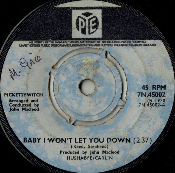・アーティスト Pickettywitch ・タイトル Baby I Won't Let You Down ・レーベル・型番 Pye Records 7N45002 ・フォーマット 7インチレコード ・コンディション(盤) 良い (VG+) ・コンディション(ジャケット) プレインカバー（元ジャケット／カバー無し） ・コンディション(帯) オビなし ・特記事項 【盤に薄い跡】 サンプル画像です。実際の商品の画像ではありません 商品写真はバーコード/カタログ番号に対応したサンプル画像ですので、お送りする商品の画像ではありません。帯やライナーなどの付属品は、特記事項に記載されている場合のみ含まれます。プロモやカラーレコードなどの仕様についても、該当する場合のみ特記事項に記載しています。 【ご購入前に必ずご確認ください】 ・本店サイト(www.recordcity.jp)とは価格、送料が違います ・本店サイト、その他支店のオーダーとは同梱発送できません ・注文確定後に別の注文を頂いた場合、注文同士の同梱は致しかねます。 ・別倉庫から発送しているため、店頭受け渡しは対応しておりません ・一部商品は他の通販サイトでも販売しているため、ご注文のタイミングによっては商品のご用意ができない場合がございます。 ・土日祝日はお休みです 金曜・祝前日9時以降のご連絡またはご入金は、返答または発送が週明け・祝日明けに順次対応となります。 ・ご購入後のキャンセル不可 ご購入後のキャンセルはいかなる理由においてもお受けできません。ご了承の上、ご購入くださいませ。 ・日本郵便(ゆうパック/ゆうメール)によるお届けになります。 ・中古品であることをご理解ください 当ストアでは中古商品を主に販売しております。中古品であることをご理解の上ご購入ください。また、一部商品はRecordCityオンラインストアで試聴可能です。 ・返品について お客様のご都合による返品は一切承っておりません。 表記の内容と実際の商品に相違がある場合、また針飛び等で返品・返金をご希望される場合は、商品の到着後1週間以内にご連絡ください。商品の返送をこちらで確認後、キャンセル・返金を行います。 コンディションVG以下の商品は返品できません。プレイに影響のない表面のこすれ傷、プレス起因のノイズ盤は返品の対象外です。 【コンディション表記】 ・ほぼ新品(M-)(Like New) 完全な新品。未使用。当店ではほぼ使用しません ・非常に良い(EX)(Excellent) 中古盤として美品な状態。わずかな経年を感じるものの傷みを感じさせない、当店基準で最高の状態 ・良い(VG+)(Very Good Plus) 丁寧に扱われた中古品で、軽い使用感がみられる。 ・可(VG)(Acceptable) 使い込まれた中古品で、「良い」よりもさらに使用感がみられる。 ・悪い(VG-)(Bad) 状態が悪いアイテム。使用の保障はなく、再生不可、針飛び、目立つノイズがあるかもしれない。状態によるクレーム不可。返品不可。 ・非常に悪い(G)(Very Bad) 「悪い」よりさらに状態が悪いアイテム。使用の保障はなく、再生不可、針飛び、目立つノイズがあるかもしれない。状態によるクレーム不可。返品不可。 ・ジャンク(Fair)(Junk/Fair) 割れている、反っている、水ダメージがある、カビ、ジャケットが分離している、ひどい書き込み、ひどい擦れなど最低の状態。使用の保障はなく、再生不可、針飛び、目立つノイズがあるかもしれない。状態によるクレーム不可。返品不可。 ・ジャンク(Poor)(Junk/Poor) 割れている、反っている、水ダメージがある、カビ、ジャケットが分離している、ひどい書き込み、ひどい擦れなど最低の状態。使用の保障はなく、再生不可、針飛び、目立つノイズがあるかもしれない。状態によるクレーム不可。返品不可。