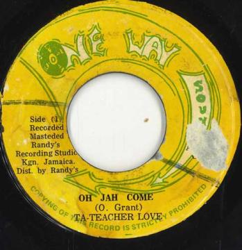 ・アーティスト Ta-Teasha Love ・タイトル Oh Jah Come ・レーベル・型番 One Way Sounds none ・フォーマット 7インチレコード ・コンディション(盤) 非常に悪い (G) ・コンディション(ジャケット) ・コンディション(帯) オビなし ・特記事項 【VG-/LD/stain/scuff 】 サンプル画像です。実際の商品の画像ではありません 商品写真はバーコード/カタログ番号に対応したサンプル画像ですので、お送りする商品の画像ではありません。帯やライナーなどの付属品は、特記事項に記載されている場合のみ含まれます。プロモやカラーレコードなどの仕様についても、該当する場合のみ特記事項に記載しています。 【ご購入前に必ずご確認ください】 ・本店サイト(www.recordcity.jp)とは価格、送料が違います ・本店サイト、その他支店のオーダーとは同梱発送できません ・注文確定後に別の注文を頂いた場合、注文同士の同梱は致しかねます。 ・別倉庫から発送しているため、店頭受け渡しは対応しておりません ・一部商品は他の通販サイトでも販売しているため、ご注文のタイミングによっては商品のご用意ができない場合がございます。 ・土日祝日はお休みです 金曜・祝前日9時以降のご連絡またはご入金は、返答または発送が週明け・祝日明けに順次対応となります。 ・ご購入後のキャンセル不可 ご購入後のキャンセルはいかなる理由においてもお受けできません。ご了承の上、ご購入くださいませ。 ・日本郵便(ゆうパック/ゆうメール)によるお届けになります。 ・中古品であることをご理解ください 当ストアでは中古商品を主に販売しております。中古品であることをご理解の上ご購入ください。また、一部商品はRecordCityオンラインストアで試聴可能です。 ・返品について お客様のご都合による返品は一切承っておりません。 表記の内容と実際の商品に相違がある場合、また針飛び等で返品・返金をご希望される場合は、商品の到着後1週間以内にご連絡ください。商品の返送をこちらで確認後、キャンセル・返金を行います。 コンディションVG以下の商品は返品できません。プレイに影響のない表面のこすれ傷、プレス起因のノイズ盤は返品の対象外です。 【コンディション表記】 ・ほぼ新品(M-)(Like New) 完全な新品。未使用。当店ではほぼ使用しません ・非常に良い(EX)(Excellent) 中古盤として美品な状態。わずかな経年を感じるものの傷みを感じさせない、当店基準で最高の状態 ・良い(VG+)(Very Good Plus) 丁寧に扱われた中古品で、軽い使用感がみられる。 ・可(VG)(Acceptable) 使い込まれた中古品で、「良い」よりもさらに使用感がみられる。 ・悪い(VG-)(Bad) 状態が悪いアイテム。使用の保障はなく、再生不可、針飛び、目立つノイズがあるかもしれない。状態によるクレーム不可。返品不可。 ・非常に悪い(G)(Very Bad) 「悪い」よりさらに状態が悪いアイテム。使用の保障はなく、再生不可、針飛び、目立つノイズがあるかもしれない。状態によるクレーム不可。返品不可。 ・ジャンク(Fair)(Junk/Fair) 割れている、反っている、水ダメージがある、カビ、ジャケットが分離している、ひどい書き込み、ひどい擦れなど最低の状態。使用の保障はなく、再生不可、針飛び、目立つノイズがあるかもしれない。状態によるクレーム不可。返品不可。 ・ジャンク(Poor)(Junk/Poor) 割れている、反っている、水ダメージがある、カビ、ジャケットが分離している、ひどい書き込み、ひどい擦れなど最低の状態。使用の保障はなく、再生不可、針飛び、目立つノイズがあるかもしれない。状態によるクレーム不可。返品不可。
