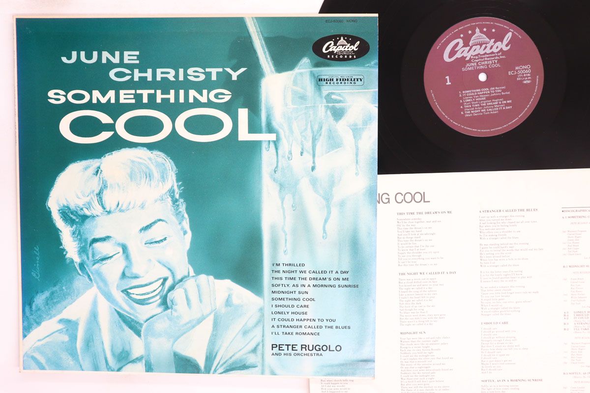 ・アーティスト June Christy ・タイトル Something Cool ・レーベル・型番 CAPITOL ECJ50060 ・フォーマット LPレコード ・コンディション(盤) 良い (VG+) ・コンディション(ジャケット) 可 (VG) ・コンディション(帯) オビなし ・特記事項 【ライナー付き】 【カバーに目立つ染み】 実際に発送される商品の画像です 【ご購入前に必ずご確認ください】 ・本店サイト(www.recordcity.jp)とは価格、送料が違います ・本店サイト、その他支店のオーダーとは同梱発送できません ・注文確定後に別の注文を頂いた場合、注文同士の同梱は致しかねます。 ・別倉庫から発送しているため、店頭受け渡しは対応しておりません ・一部商品は他の通販サイトでも販売しているため、ご注文のタイミングによっては商品のご用意ができない場合がございます。 ・土日祝日はお休みです 金曜・祝前日9時以降のご連絡またはご入金は、返答または発送が週明け・祝日明けに順次対応となります。 ・ご購入後のキャンセル不可 ご購入後のキャンセルはいかなる理由においてもお受けできません。ご了承の上、ご購入くださいませ。 ・日本郵便(ゆうパック/ゆうメール)によるお届けになります。 ・中古品であることをご理解ください 当ストアでは中古商品を主に販売しております。中古品であることをご理解の上ご購入ください。また、一部商品はRecordCityオンラインストアで試聴可能です。 ・返品について お客様のご都合による返品は一切承っておりません。 表記の内容と実際の商品に相違がある場合、また針飛び等で返品・返金をご希望される場合は、商品の到着後1週間以内にご連絡ください。商品の返送をこちらで確認後、キャンセル・返金を行います。 コンディションVG以下の商品は返品できません。プレイに影響のない表面のこすれ傷、プレス起因のノイズ盤は返品の対象外です。 【コンディション表記】 ・ほぼ新品(M-)(Like New) 完全な新品。未使用。当店ではほぼ使用しません ・非常に良い(EX)(Excellent) 中古盤として美品な状態。わずかな経年を感じるものの傷みを感じさせない、当店基準で最高の状態 ・良い(VG+)(Very Good Plus) 丁寧に扱われた中古品で、軽い使用感がみられる。 ・可(VG)(Acceptable) 使い込まれた中古品で、「良い」よりもさらに使用感がみられる。 ・悪い(VG-)(Bad) 状態が悪いアイテム。使用の保障はなく、再生不可、針飛び、目立つノイズがあるかもしれない。状態によるクレーム不可。返品不可。 ・非常に悪い(G)(Very Bad) 「悪い」よりさらに状態が悪いアイテム。使用の保障はなく、再生不可、針飛び、目立つノイズがあるかもしれない。状態によるクレーム不可。返品不可。 ・ジャンク(Fair)(Junk/Fair) 割れている、反っている、水ダメージがある、カビ、ジャケットが分離している、ひどい書き込み、ひどい擦れなど最低の状態。使用の保障はなく、再生不可、針飛び、目立つノイズがあるかもしれない。状態によるクレーム不可。返品不可。 ・ジャンク(Poor)(Junk/Poor) 割れている、反っている、水ダメージがある、カビ、ジャケットが分離している、ひどい書き込み、ひどい擦れなど最低の状態。使用の保障はなく、再生不可、針飛び、目立つノイズがあるかもしれない。状態によるクレーム不可。返品不可。