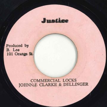 ・アーティスト Johnny Clarke & Dillinger / Owen Gray ・タイトル Commercial Locks / Cry Me A River Of Tears ・レーベル・型番 Justice NONE ・フォーマット 7インチレコード ・コンディション(盤) 可 (VG) ・コンディション(ジャケット) ・コンディション(帯) オビなし ・特記事項 【VG++/SEW B:WOL 】 サンプル画像です。実際の商品の画像ではありません 商品写真はバーコード/カタログ番号に対応したサンプル画像ですので、お送りする商品の画像ではありません。帯やライナーなどの付属品は、特記事項に記載されている場合のみ含まれます。プロモやカラーレコードなどの仕様についても、該当する場合のみ特記事項に記載しています。 【ご購入前に必ずご確認ください】 ・本店サイト(www.recordcity.jp)とは価格、送料が違います ・本店サイト、その他支店のオーダーとは同梱発送できません ・注文確定後に別の注文を頂いた場合、注文同士の同梱は致しかねます。 ・別倉庫から発送しているため、店頭受け渡しは対応しておりません ・一部商品は他の通販サイトでも販売しているため、ご注文のタイミングによっては商品のご用意ができない場合がございます。 ・土日祝日はお休みです 金曜・祝前日9時以降のご連絡またはご入金は、返答または発送が週明け・祝日明けに順次対応となります。 ・ご購入後のキャンセル不可 ご購入後のキャンセルはいかなる理由においてもお受けできません。ご了承の上、ご購入くださいませ。 ・日本郵便(ゆうパック/ゆうメール)によるお届けになります。 ・中古品であることをご理解ください 当ストアでは中古商品を主に販売しております。中古品であることをご理解の上ご購入ください。また、一部商品はRecordCityオンラインストアで試聴可能です。 ・返品について お客様のご都合による返品は一切承っておりません。 表記の内容と実際の商品に相違がある場合、また針飛び等で返品・返金をご希望される場合は、商品の到着後1週間以内にご連絡ください。商品の返送をこちらで確認後、キャンセル・返金を行います。 コンディションVG以下の商品は返品できません。プレイに影響のない表面のこすれ傷、プレス起因のノイズ盤は返品の対象外です。 【コンディション表記】 ・ほぼ新品(M-)(Like New) 完全な新品。未使用。当店ではほぼ使用しません ・非常に良い(EX)(Excellent) 中古盤として美品な状態。わずかな経年を感じるものの傷みを感じさせない、当店基準で最高の状態 ・良い(VG+)(Very Good Plus) 丁寧に扱われた中古品で、軽い使用感がみられる。 ・可(VG)(Acceptable) 使い込まれた中古品で、「良い」よりもさらに使用感がみられる。 ・悪い(VG-)(Bad) 状態が悪いアイテム。使用の保障はなく、再生不可、針飛び、目立つノイズがあるかもしれない。状態によるクレーム不可。返品不可。 ・非常に悪い(G)(Very Bad) 「悪い」よりさらに状態が悪いアイテム。使用の保障はなく、再生不可、針飛び、目立つノイズがあるかもしれない。状態によるクレーム不可。返品不可。 ・ジャンク(Fair)(Junk/Fair) 割れている、反っている、水ダメージがある、カビ、ジャケットが分離している、ひどい書き込み、ひどい擦れなど最低の状態。使用の保障はなく、再生不可、針飛び、目立つノイズがあるかもしれない。状態によるクレーム不可。返品不可。 ・ジャンク(Poor)(Junk/Poor) 割れている、反っている、水ダメージがある、カビ、ジャケットが分離している、ひどい書き込み、ひどい擦れなど最低の状態。使用の保障はなく、再生不可、針飛び、目立つノイズがあるかもしれない。状態によるクレーム不可。返品不可。