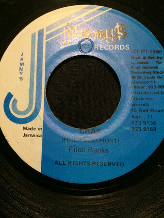 ・アーティスト Filco Ranks ・タイトル Crab ・レーベル・型番 Jammy's Records NONE ・フォーマット 7インチレコード ・コンディション(盤) 非常に良い(EX) ・コンディション(ジャケット) ・コンディション(帯) オビなし ・特記事項 【EX/SEW B:stain 】 サンプル画像です。実際の商品の画像ではありません 商品写真はバーコード/カタログ番号に対応したサンプル画像ですので、お送りする商品の画像ではありません。帯やライナーなどの付属品は、特記事項に記載されている場合のみ含まれます。プロモやカラーレコードなどの仕様についても、該当する場合のみ特記事項に記載しています。 【ご購入前に必ずご確認ください】 ・本店サイト(www.recordcity.jp)とは価格、送料が違います ・本店サイト、その他支店のオーダーとは同梱発送できません ・注文確定後に別の注文を頂いた場合、注文同士の同梱は致しかねます。 ・別倉庫から発送しているため、店頭受け渡しは対応しておりません ・一部商品は他の通販サイトでも販売しているため、ご注文のタイミングによっては商品のご用意ができない場合がございます。 ・土日祝日はお休みです 金曜・祝前日9時以降のご連絡またはご入金は、返答または発送が週明け・祝日明けに順次対応となります。 ・ご購入後のキャンセル不可 ご購入後のキャンセルはいかなる理由においてもお受けできません。ご了承の上、ご購入くださいませ。 ・日本郵便(ゆうパック/ゆうメール)によるお届けになります。 ・中古品であることをご理解ください 当ストアでは中古商品を主に販売しております。中古品であることをご理解の上ご購入ください。また、一部商品はRecordCityオンラインストアで試聴可能です。 ・返品について お客様のご都合による返品は一切承っておりません。 表記の内容と実際の商品に相違がある場合、また針飛び等で返品・返金をご希望される場合は、商品の到着後1週間以内にご連絡ください。商品の返送をこちらで確認後、キャンセル・返金を行います。 コンディションVG以下の商品は返品できません。プレイに影響のない表面のこすれ傷、プレス起因のノイズ盤は返品の対象外です。 【コンディション表記】 ・ほぼ新品(M-)(Like New) 完全な新品。未使用。当店ではほぼ使用しません ・非常に良い(EX)(Excellent) 中古盤として美品な状態。わずかな経年を感じるものの傷みを感じさせない、当店基準で最高の状態 ・良い(VG+)(Very Good Plus) 丁寧に扱われた中古品で、軽い使用感がみられる。 ・可(VG)(Acceptable) 使い込まれた中古品で、「良い」よりもさらに使用感がみられる。 ・悪い(VG-)(Bad) 状態が悪いアイテム。使用の保障はなく、再生不可、針飛び、目立つノイズがあるかもしれない。状態によるクレーム不可。返品不可。 ・非常に悪い(G)(Very Bad) 「悪い」よりさらに状態が悪いアイテム。使用の保障はなく、再生不可、針飛び、目立つノイズがあるかもしれない。状態によるクレーム不可。返品不可。 ・ジャンク(Fair)(Junk/Fair) 割れている、反っている、水ダメージがある、カビ、ジャケットが分離している、ひどい書き込み、ひどい擦れなど最低の状態。使用の保障はなく、再生不可、針飛び、目立つノイズがあるかもしれない。状態によるクレーム不可。返品不可。 ・ジャンク(Poor)(Junk/Poor) 割れている、反っている、水ダメージがある、カビ、ジャケットが分離している、ひどい書き込み、ひどい擦れなど最低の状態。使用の保障はなく、再生不可、針飛び、目立つノイズがあるかもしれない。状態によるクレーム不可。返品不可。