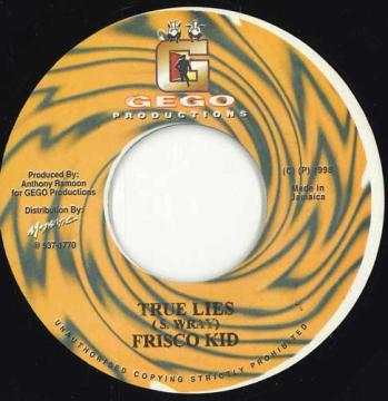 ・アーティスト Frisco Kid ・タイトル True Lies ・レーベル・型番 Gego Productions NONE ・フォーマット 7インチレコード ・コンディション(盤) 良い (VG+) ・コンディション(ジャケット) ・コンディション(帯) オビなし ・特記事項 【EX B:marks 】 サンプル画像です。実際の商品の画像ではありません 商品写真はバーコード/カタログ番号に対応したサンプル画像ですので、お送りする商品の画像ではありません。帯やライナーなどの付属品は、特記事項に記載されている場合のみ含まれます。プロモやカラーレコードなどの仕様についても、該当する場合のみ特記事項に記載しています。 【ご購入前に必ずご確認ください】 ・本店サイト(www.recordcity.jp)とは価格、送料が違います ・本店サイト、その他支店のオーダーとは同梱発送できません ・注文確定後に別の注文を頂いた場合、注文同士の同梱は致しかねます。 ・別倉庫から発送しているため、店頭受け渡しは対応しておりません ・一部商品は他の通販サイトでも販売しているため、ご注文のタイミングによっては商品のご用意ができない場合がございます。 ・土日祝日はお休みです 金曜・祝前日9時以降のご連絡またはご入金は、返答または発送が週明け・祝日明けに順次対応となります。 ・ご購入後のキャンセル不可 ご購入後のキャンセルはいかなる理由においてもお受けできません。ご了承の上、ご購入くださいませ。 ・日本郵便(ゆうパック/ゆうメール)によるお届けになります。 ・中古品であることをご理解ください 当ストアでは中古商品を主に販売しております。中古品であることをご理解の上ご購入ください。また、一部商品はRecordCityオンラインストアで試聴可能です。 ・返品について お客様のご都合による返品は一切承っておりません。 表記の内容と実際の商品に相違がある場合、また針飛び等で返品・返金をご希望される場合は、商品の到着後1週間以内にご連絡ください。商品の返送をこちらで確認後、キャンセル・返金を行います。 コンディションVG以下の商品は返品できません。プレイに影響のない表面のこすれ傷、プレス起因のノイズ盤は返品の対象外です。 【コンディション表記】 ・ほぼ新品(M-)(Like New) 完全な新品。未使用。当店ではほぼ使用しません ・非常に良い(EX)(Excellent) 中古盤として美品な状態。わずかな経年を感じるものの傷みを感じさせない、当店基準で最高の状態 ・良い(VG+)(Very Good Plus) 丁寧に扱われた中古品で、軽い使用感がみられる。 ・可(VG)(Acceptable) 使い込まれた中古品で、「良い」よりもさらに使用感がみられる。 ・悪い(VG-)(Bad) 状態が悪いアイテム。使用の保障はなく、再生不可、針飛び、目立つノイズがあるかもしれない。状態によるクレーム不可。返品不可。 ・非常に悪い(G)(Very Bad) 「悪い」よりさらに状態が悪いアイテム。使用の保障はなく、再生不可、針飛び、目立つノイズがあるかもしれない。状態によるクレーム不可。返品不可。 ・ジャンク(Fair)(Junk/Fair) 割れている、反っている、水ダメージがある、カビ、ジャケットが分離している、ひどい書き込み、ひどい擦れなど最低の状態。使用の保障はなく、再生不可、針飛び、目立つノイズがあるかもしれない。状態によるクレーム不可。返品不可。 ・ジャンク(Poor)(Junk/Poor) 割れている、反っている、水ダメージがある、カビ、ジャケットが分離している、ひどい書き込み、ひどい擦れなど最低の状態。使用の保障はなく、再生不可、針飛び、目立つノイズがあるかもしれない。状態によるクレーム不可。返品不可。