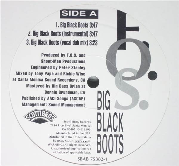 ・アーティスト F.O.S. ・タイトル Big Black Boots ・レーベル・型番 Scotti Bros. Records SBAB753821 ・フォーマット 12インチレコード ・コンディション(盤) 良い (VG+) ・コンディション(ジャケット) 可 (VG) ・コンディション(帯) オビなし ・特記事項 【盤に薄い跡】【カバーに目立つキズ/ダメージ】 サンプル画像です。実際の商品の画像ではありません 商品写真はバーコード/カタログ番号に対応したサンプル画像ですので、お送りする商品の画像ではありません。帯やライナーなどの付属品は、特記事項に記載されている場合のみ含まれます。プロモやカラーレコードなどの仕様についても、該当する場合のみ特記事項に記載しています。 【ご購入前に必ずご確認ください】 ・本店サイト(www.recordcity.jp)とは価格、送料が違います ・本店サイト、その他支店のオーダーとは同梱発送できません ・注文確定後に別の注文を頂いた場合、注文同士の同梱は致しかねます。 ・別倉庫から発送しているため、店頭受け渡しは対応しておりません ・一部商品は他の通販サイトでも販売しているため、ご注文のタイミングによっては商品のご用意ができない場合がございます。 ・土日祝日はお休みです 金曜・祝前日9時以降のご連絡またはご入金は、返答または発送が週明け・祝日明けに順次対応となります。 ・ご購入後のキャンセル不可 ご購入後のキャンセルはいかなる理由においてもお受けできません。ご了承の上、ご購入くださいませ。 ・日本郵便(ゆうパック/ゆうメール)によるお届けになります。 ・中古品であることをご理解ください 当ストアでは中古商品を主に販売しております。中古品であることをご理解の上ご購入ください。また、一部商品はRecordCityオンラインストアで試聴可能です。 ・返品について お客様のご都合による返品は一切承っておりません。 表記の内容と実際の商品に相違がある場合、また針飛び等で返品・返金をご希望される場合は、商品の到着後1週間以内にご連絡ください。商品の返送をこちらで確認後、キャンセル・返金を行います。 コンディションVG以下の商品は返品できません。プレイに影響のない表面のこすれ傷、プレス起因のノイズ盤は返品の対象外です。 【コンディション表記】 ・ほぼ新品(M-)(Like New) 完全な新品。未使用。当店ではほぼ使用しません ・非常に良い(EX)(Excellent) 中古盤として美品な状態。わずかな経年を感じるものの傷みを感じさせない、当店基準で最高の状態 ・良い(VG+)(Very Good Plus) 丁寧に扱われた中古品で、軽い使用感がみられる。 ・可(VG)(Acceptable) 使い込まれた中古品で、「良い」よりもさらに使用感がみられる。 ・悪い(VG-)(Bad) 状態が悪いアイテム。使用の保障はなく、再生不可、針飛び、目立つノイズがあるかもしれない。状態によるクレーム不可。返品不可。 ・非常に悪い(G)(Very Bad) 「悪い」よりさらに状態が悪いアイテム。使用の保障はなく、再生不可、針飛び、目立つノイズがあるかもしれない。状態によるクレーム不可。返品不可。 ・ジャンク(Fair)(Junk/Fair) 割れている、反っている、水ダメージがある、カビ、ジャケットが分離している、ひどい書き込み、ひどい擦れなど最低の状態。使用の保障はなく、再生不可、針飛び、目立つノイズがあるかもしれない。状態によるクレーム不可。返品不可。 ・ジャンク(Poor)(Junk/Poor) 割れている、反っている、水ダメージがある、カビ、ジャケットが分離している、ひどい書き込み、ひどい擦れなど最低の状態。使用の保障はなく、再生不可、針飛び、目立つノイズがあるかもしれない。状態によるクレーム不可。返品不可。