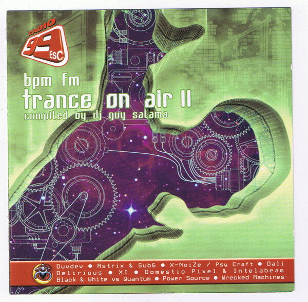 ・アーティスト Various ・タイトル Bpm FM Trance on Air ・レーベル・型番 HOM-Mega Productions HMCD50,VP061 ・フォーマット CD ・コンディション(盤) 可 (VG) ・コンディション(ジャケット) ・コンディション(帯) オビなし ・特記事項 【盤に目立ったキズ】 サンプル画像です。実際の商品の画像ではありません 商品写真はバーコード/カタログ番号に対応したサンプル画像ですので、お送りする商品の画像ではありません。帯やライナーなどの付属品は、特記事項に記載されている場合のみ含まれます。プロモやカラーレコードなどの仕様についても、該当する場合のみ特記事項に記載しています。 【ご購入前に必ずご確認ください】 ・本店サイト(www.recordcity.jp)とは価格、送料が違います ・本店サイト、その他支店のオーダーとは同梱発送できません ・注文確定後に別の注文を頂いた場合、注文同士の同梱は致しかねます。 ・別倉庫から発送しているため、店頭受け渡しは対応しておりません ・一部商品は他の通販サイトでも販売しているため、ご注文のタイミングによっては商品のご用意ができない場合がございます。 ・土日祝日はお休みです 金曜・祝前日9時以降のご連絡またはご入金は、返答または発送が週明け・祝日明けに順次対応となります。 ・ご購入後のキャンセル不可 ご購入後のキャンセルはいかなる理由においてもお受けできません。ご了承の上、ご購入くださいませ。 ・日本郵便(ゆうパック/ゆうメール)によるお届けになります。 ・中古品であることをご理解ください 当ストアでは中古商品を主に販売しております。中古品であることをご理解の上ご購入ください。また、一部商品はRecordCityオンラインストアで試聴可能です。 ・返品について お客様のご都合による返品は一切承っておりません。 表記の内容と実際の商品に相違がある場合、また針飛び等で返品・返金をご希望される場合は、商品の到着後1週間以内にご連絡ください。商品の返送をこちらで確認後、キャンセル・返金を行います。 コンディションVG以下の商品は返品できません。プレイに影響のない表面のこすれ傷、プレス起因のノイズ盤は返品の対象外です。 【コンディション表記】 ・ほぼ新品(M-)(Like New) 完全な新品。未使用。当店ではほぼ使用しません ・非常に良い(EX)(Excellent) 中古盤として美品な状態。わずかな経年を感じるものの傷みを感じさせない、当店基準で最高の状態 ・良い(VG+)(Very Good Plus) 丁寧に扱われた中古品で、軽い使用感がみられる。 ・可(VG)(Acceptable) 使い込まれた中古品で、「良い」よりもさらに使用感がみられる。 ・悪い(VG-)(Bad) 状態が悪いアイテム。使用の保障はなく、再生不可、針飛び、目立つノイズがあるかもしれない。状態によるクレーム不可。返品不可。 ・非常に悪い(G)(Very Bad) 「悪い」よりさらに状態が悪いアイテム。使用の保障はなく、再生不可、針飛び、目立つノイズがあるかもしれない。状態によるクレーム不可。返品不可。 ・ジャンク(Fair)(Junk/Fair) 割れている、反っている、水ダメージがある、カビ、ジャケットが分離している、ひどい書き込み、ひどい擦れなど最低の状態。使用の保障はなく、再生不可、針飛び、目立つノイズがあるかもしれない。状態によるクレーム不可。返品不可。 ・ジャンク(Poor)(Junk/Poor) 割れている、反っている、水ダメージがある、カビ、ジャケットが分離している、ひどい書き込み、ひどい擦れなど最低の状態。使用の保障はなく、再生不可、針飛び、目立つノイズがあるかもしれない。状態によるクレーム不可。返品不可。
