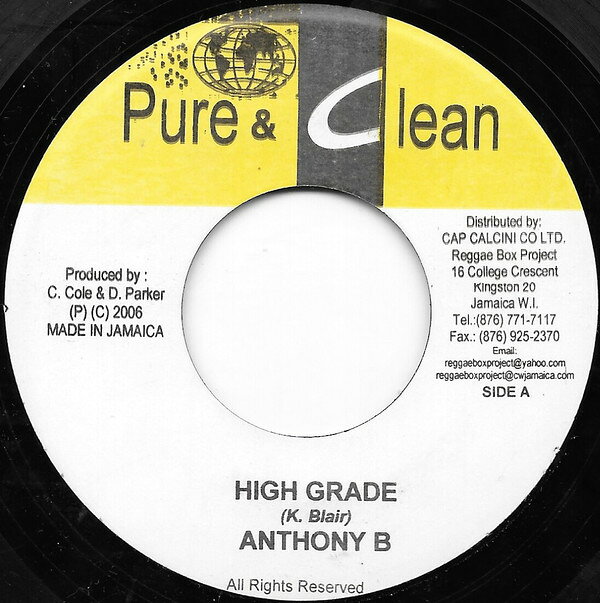 ・アーティスト Anthony B / Virgo Man ・タイトル High Grade / Help The People ・レーベル・型番 Pure & Clean NONE ・フォーマット 7インチレコード ・コンディション(盤) 良い (VG+) ・コンディション(ジャケット) ・コンディション(帯) オビなし ・特記事項 サンプル画像です。実際の商品の画像ではありません 商品写真はバーコード/カタログ番号に対応したサンプル画像ですので、お送りする商品の画像ではありません。帯やライナーなどの付属品は、特記事項に記載されている場合のみ含まれます。プロモやカラーレコードなどの仕様についても、該当する場合のみ特記事項に記載しています。 【ご購入前に必ずご確認ください】 ・本店サイト(www.recordcity.jp)とは価格、送料が違います ・本店サイト、その他支店のオーダーとは同梱発送できません ・注文確定後に別の注文を頂いた場合、注文同士の同梱は致しかねます。 ・別倉庫から発送しているため、店頭受け渡しは対応しておりません ・一部商品は他の通販サイトでも販売しているため、ご注文のタイミングによっては商品のご用意ができない場合がございます。 ・土日祝日はお休みです 金曜・祝前日9時以降のご連絡またはご入金は、返答または発送が週明け・祝日明けに順次対応となります。 ・ご購入後のキャンセル不可 ご購入後のキャンセルはいかなる理由においてもお受けできません。ご了承の上、ご購入くださいませ。 ・日本郵便(ゆうパック/ゆうメール)によるお届けになります。 ・中古品であることをご理解ください 当ストアでは中古商品を主に販売しております。中古品であることをご理解の上ご購入ください。また、一部商品はRecordCityオンラインストアで試聴可能です。 ・返品について お客様のご都合による返品は一切承っておりません。 表記の内容と実際の商品に相違がある場合、また針飛び等で返品・返金をご希望される場合は、商品の到着後1週間以内にご連絡ください。商品の返送をこちらで確認後、キャンセル・返金を行います。 コンディションVG以下の商品は返品できません。プレイに影響のない表面のこすれ傷、プレス起因のノイズ盤は返品の対象外です。 【コンディション表記】 ・ほぼ新品(M-)(Like New) 完全な新品。未使用。当店ではほぼ使用しません ・非常に良い(EX)(Excellent) 中古盤として美品な状態。わずかな経年を感じるものの傷みを感じさせない、当店基準で最高の状態 ・良い(VG+)(Very Good Plus) 丁寧に扱われた中古品で、軽い使用感がみられる。 ・可(VG)(Acceptable) 使い込まれた中古品で、「良い」よりもさらに使用感がみられる。 ・悪い(VG-)(Bad) 状態が悪いアイテム。使用の保障はなく、再生不可、針飛び、目立つノイズがあるかもしれない。状態によるクレーム不可。返品不可。 ・非常に悪い(G)(Very Bad) 「悪い」よりさらに状態が悪いアイテム。使用の保障はなく、再生不可、針飛び、目立つノイズがあるかもしれない。状態によるクレーム不可。返品不可。 ・ジャンク(Fair)(Junk/Fair) 割れている、反っている、水ダメージがある、カビ、ジャケットが分離している、ひどい書き込み、ひどい擦れなど最低の状態。使用の保障はなく、再生不可、針飛び、目立つノイズがあるかもしれない。状態によるクレーム不可。返品不可。 ・ジャンク(Poor)(Junk/Poor) 割れている、反っている、水ダメージがある、カビ、ジャケットが分離している、ひどい書き込み、ひどい擦れなど最低の状態。使用の保障はなく、再生不可、針飛び、目立つノイズがあるかもしれない。状態によるクレーム不可。返品不可。