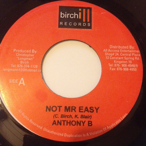 ・アーティスト Anthony B ・タイトル Not Mr Easy ・レーベル・型番 Birchill Records NONE ・フォーマット 7インチレコード ・コンディション(盤) 良い (VG+) ・コンディション(ジャケット) ・コンディション(帯) オビなし ・特記事項 【レーベルにシール付着】 サンプル画像です。実際の商品の画像ではありません 商品写真はバーコード/カタログ番号に対応したサンプル画像ですので、お送りする商品の画像ではありません。帯やライナーなどの付属品は、特記事項に記載されている場合のみ含まれます。プロモやカラーレコードなどの仕様についても、該当する場合のみ特記事項に記載しています。 【ご購入前に必ずご確認ください】 ・本店サイト(www.recordcity.jp)とは価格、送料が違います ・本店サイト、その他支店のオーダーとは同梱発送できません ・注文確定後に別の注文を頂いた場合、注文同士の同梱は致しかねます。 ・別倉庫から発送しているため、店頭受け渡しは対応しておりません ・一部商品は他の通販サイトでも販売しているため、ご注文のタイミングによっては商品のご用意ができない場合がございます。 ・土日祝日はお休みです 金曜・祝前日9時以降のご連絡またはご入金は、返答または発送が週明け・祝日明けに順次対応となります。 ・ご購入後のキャンセル不可 ご購入後のキャンセルはいかなる理由においてもお受けできません。ご了承の上、ご購入くださいませ。 ・日本郵便(ゆうパック/ゆうメール)によるお届けになります。 ・中古品であることをご理解ください 当ストアでは中古商品を主に販売しております。中古品であることをご理解の上ご購入ください。また、一部商品はRecordCityオンラインストアで試聴可能です。 ・返品について お客様のご都合による返品は一切承っておりません。 表記の内容と実際の商品に相違がある場合、また針飛び等で返品・返金をご希望される場合は、商品の到着後1週間以内にご連絡ください。商品の返送をこちらで確認後、キャンセル・返金を行います。 コンディションVG以下の商品は返品できません。プレイに影響のない表面のこすれ傷、プレス起因のノイズ盤は返品の対象外です。 【コンディション表記】 ・ほぼ新品(M-)(Like New) 完全な新品。未使用。当店ではほぼ使用しません ・非常に良い(EX)(Excellent) 中古盤として美品な状態。わずかな経年を感じるものの傷みを感じさせない、当店基準で最高の状態 ・良い(VG+)(Very Good Plus) 丁寧に扱われた中古品で、軽い使用感がみられる。 ・可(VG)(Acceptable) 使い込まれた中古品で、「良い」よりもさらに使用感がみられる。 ・悪い(VG-)(Bad) 状態が悪いアイテム。使用の保障はなく、再生不可、針飛び、目立つノイズがあるかもしれない。状態によるクレーム不可。返品不可。 ・非常に悪い(G)(Very Bad) 「悪い」よりさらに状態が悪いアイテム。使用の保障はなく、再生不可、針飛び、目立つノイズがあるかもしれない。状態によるクレーム不可。返品不可。 ・ジャンク(Fair)(Junk/Fair) 割れている、反っている、水ダメージがある、カビ、ジャケットが分離している、ひどい書き込み、ひどい擦れなど最低の状態。使用の保障はなく、再生不可、針飛び、目立つノイズがあるかもしれない。状態によるクレーム不可。返品不可。 ・ジャンク(Poor)(Junk/Poor) 割れている、反っている、水ダメージがある、カビ、ジャケットが分離している、ひどい書き込み、ひどい擦れなど最低の状態。使用の保障はなく、再生不可、針飛び、目立つノイズがあるかもしれない。状態によるクレーム不可。返品不可。