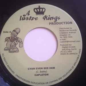 ・アーティスト Capleton / King Shadrach ・タイトル Cyan Even See Dem / A.I.D.S. ・レーベル Lustre Kings NONE ・フォーマット 7インチレコード ・コンディション(盤) 良い (VG+) ・コンディション(ジャケット) ・コンディション(帯) オビなし ・特記事項 サンプル画像です。実際の商品の画像ではありません 商品写真はバーコード/カタログ番号に対応したサンプル画像ですので、お送りする商品の画像ではありません。帯やライナーなどの付属品は、特記事項に記載されている場合のみ含まれます。プロモやカラーレコードなどの仕様についても、該当する場合のみ特記事項に記載しています。 【ご購入前に必ずご確認ください】 ・本店サイト(www.recordcity.jp)とは価格、送料が違います ・本店サイト、その他支店のオーダーとは同梱発送できません ・別倉庫から発送しているため、店頭受け渡しは対応しておりません ・一部商品は他の通販サイトでも販売しているため、ご注文のタイミングによっては商品のご用意ができない場合がございます。 ・土日祝日はお休みです 金曜・祝前日9時以降のご連絡またはご入金は、返答または発送が週明け・祝日明けに順次対応となります。 ・ご購入後のキャンセル不可 ご購入後のキャンセルはいかなる理由においてもお受けできません。ご了承の上、ご購入くださいませ。 ・日本郵便(ゆうパック/ゆうメール)によるお届けになります。 ・中古品であることをご理解ください 当ストアではお客様よりお譲りいただいた中古商品を主に販売しております。中古品であることをご理解の上ご購入ください。また、一部商品はRecordCityオンラインストアで試聴可能です。 ・返品について お客様のご都合による返品は一切承っておりません。 表記の内容と実際の商品に相違がある場合、また針飛び等で返品・返金をご希望される場合は、商品の到着後1週間以内にご連絡ください。商品の返送をこちらで確認後、キャンセル・返金を行います。 コンディションVG以下の商品は返品できません。プレイに影響のない表面のこすれ傷、プレス起因のノイズ盤は返品の対象外です。 【コンディション表記】 ・ほぼ新品(M-)(Like New) 完全な新品。未使用。当店ではほぼ使用しません ・非常に良い(EX)(Excellent) 中古盤として美品な状態。わずかな経年を感じるものの傷みを感じさせない、当店基準で最高の状態 ・良い(VG+)(Very Good Plus) 丁寧に扱われた中古品で、軽い使用感がみられる。 ・可(VG)(Acceptable) 使い込まれた中古品で、「良い」よりもさらに使用感がみられる。 ・悪い(VG-)(Bad) 状態が悪いアイテム。使用の保障はなく、再生不可、針飛び、目立つノイズがあるかもしれない。状態によるクレーム不可。返品不可。 ・非常に悪い(G)(Very Bad) 「悪い」よりさらに状態が悪いアイテム。使用の保障はなく、再生不可、針飛び、目立つノイズがあるかもしれない。状態によるクレーム不可。返品不可。 ・ジャンク(Fair)(Junk/Fair) 割れている、反っている、水ダメージがある、カビ、ジャケットが分離している、ひどい書き込み、ひどい擦れなど最低の状態。使用の保障はなく、再生不可、針飛び、目立つノイズがあるかもしれない。状態によるクレーム不可。返品不可。 ・ジャンク(Poor)(Junk/Poor) 割れている、反っている、水ダメージがある、カビ、ジャケットが分離している、ひどい書き込み、ひどい擦れなど最低の状態。使用の保障はなく、再生不可、針飛び、目立つノイズがあるかもしれない。状態によるクレーム不可。返品不可。