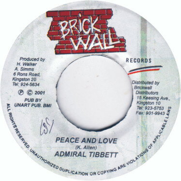 ・アーティスト Admiral Tibet ・タイトル Peace And Love ・レーベル・型番 Brickwall Records (2) none ・フォーマット 7インチレコード ・コンディション(盤) 良い (VG+) ・コンディション(ジャケット) ・コンディション(帯) オビなし ・特記事項 【It's Raining】 サンプル画像です。実際の商品の画像ではありません 商品写真はバーコード/カタログ番号に対応したサンプル画像ですので、お送りする商品の画像ではありません。帯やライナーなどの付属品は、特記事項に記載されている場合のみ含まれます。プロモやカラーレコードなどの仕様についても、該当する場合のみ特記事項に記載しています。 【ご購入前に必ずご確認ください】 ・本店サイト(www.recordcity.jp)とは価格、送料が違います ・本店サイト、その他支店のオーダーとは同梱発送できません ・注文確定後に別の注文を頂いた場合、注文同士の同梱は致しかねます。 ・別倉庫から発送しているため、店頭受け渡しは対応しておりません ・一部商品は他の通販サイトでも販売しているため、ご注文のタイミングによっては商品のご用意ができない場合がございます。 ・土日祝日はお休みです 金曜・祝前日9時以降のご連絡またはご入金は、返答または発送が週明け・祝日明けに順次対応となります。 ・ご購入後のキャンセル不可 ご購入後のキャンセルはいかなる理由においてもお受けできません。ご了承の上、ご購入くださいませ。 ・日本郵便(ゆうパック/ゆうメール)によるお届けになります。 ・中古品であることをご理解ください 当ストアでは中古商品を主に販売しております。中古品であることをご理解の上ご購入ください。また、一部商品はRecordCityオンラインストアで試聴可能です。 ・返品について お客様のご都合による返品は一切承っておりません。 表記の内容と実際の商品に相違がある場合、また針飛び等で返品・返金をご希望される場合は、商品の到着後1週間以内にご連絡ください。商品の返送をこちらで確認後、キャンセル・返金を行います。 コンディションVG以下の商品は返品できません。プレイに影響のない表面のこすれ傷、プレス起因のノイズ盤は返品の対象外です。 【コンディション表記】 ・ほぼ新品(M-)(Like New) 完全な新品。未使用。当店ではほぼ使用しません ・非常に良い(EX)(Excellent) 中古盤として美品な状態。わずかな経年を感じるものの傷みを感じさせない、当店基準で最高の状態 ・良い(VG+)(Very Good Plus) 丁寧に扱われた中古品で、軽い使用感がみられる。 ・可(VG)(Acceptable) 使い込まれた中古品で、「良い」よりもさらに使用感がみられる。 ・悪い(VG-)(Bad) 状態が悪いアイテム。使用の保障はなく、再生不可、針飛び、目立つノイズがあるかもしれない。状態によるクレーム不可。返品不可。 ・非常に悪い(G)(Very Bad) 「悪い」よりさらに状態が悪いアイテム。使用の保障はなく、再生不可、針飛び、目立つノイズがあるかもしれない。状態によるクレーム不可。返品不可。 ・ジャンク(Fair)(Junk/Fair) 割れている、反っている、水ダメージがある、カビ、ジャケットが分離している、ひどい書き込み、ひどい擦れなど最低の状態。使用の保障はなく、再生不可、針飛び、目立つノイズがあるかもしれない。状態によるクレーム不可。返品不可。 ・ジャンク(Poor)(Junk/Poor) 割れている、反っている、水ダメージがある、カビ、ジャケットが分離している、ひどい書き込み、ひどい擦れなど最低の状態。使用の保障はなく、再生不可、針飛び、目立つノイズがあるかもしれない。状態によるクレーム不可。返品不可。