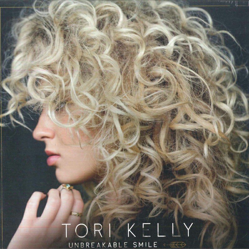・アーティスト Tori Kelly ・タイトル Unbreakable Smile ・レーベル・型番 CAPITOL B002020401 ・フォーマット LPレコード ・コンディション(盤) 新品 (M) ・コンディション(ジャケット) 新品 (M) ・コンディション(帯) オビなし ・特記事項 【未開封】 サンプル画像です。実際の商品の画像ではありません 商品写真はバーコード/カタログ番号に対応したサンプル画像ですので、お送りする商品の画像ではありません。帯やライナーなどの付属品は、特記事項に記載されている場合のみ含まれます。プロモやカラーレコードなどの仕様についても、該当する場合のみ特記事項に記載しています。 【ご購入前に必ずご確認ください】 ・本店サイト(www.recordcity.jp)とは価格、送料が違います ・本店サイト、その他支店のオーダーとは同梱発送できません ・注文確定後に別の注文を頂いた場合、注文同士の同梱は致しかねます。 ・別倉庫から発送しているため、店頭受け渡しは対応しておりません ・一部商品は他の通販サイトでも販売しているため、ご注文のタイミングによっては商品のご用意ができない場合がございます。 ・土日祝日はお休みです 金曜・祝前日9時以降のご連絡またはご入金は、返答または発送が週明け・祝日明けに順次対応となります。 ・ご購入後のキャンセル不可 ご購入後のキャンセルはいかなる理由においてもお受けできません。ご了承の上、ご購入くださいませ。 ・日本郵便(ゆうパック/ゆうメール)によるお届けになります。 ・中古品であることをご理解ください 当ストアでは中古商品を主に販売しております。中古品であることをご理解の上ご購入ください。また、一部商品はRecordCityオンラインストアで試聴可能です。 ・返品について お客様のご都合による返品は一切承っておりません。 表記の内容と実際の商品に相違がある場合、また針飛び等で返品・返金をご希望される場合は、商品の到着後1週間以内にご連絡ください。商品の返送をこちらで確認後、キャンセル・返金を行います。 コンディションVG以下の商品は返品できません。プレイに影響のない表面のこすれ傷、プレス起因のノイズ盤は返品の対象外です。 【コンディション表記】 ・ほぼ新品(M-)(Like New) 完全な新品。未使用。当店ではほぼ使用しません ・非常に良い(EX)(Excellent) 中古盤として美品な状態。わずかな経年を感じるものの傷みを感じさせない、当店基準で最高の状態 ・良い(VG+)(Very Good Plus) 丁寧に扱われた中古品で、軽い使用感がみられる。 ・可(VG)(Acceptable) 使い込まれた中古品で、「良い」よりもさらに使用感がみられる。 ・悪い(VG-)(Bad) 状態が悪いアイテム。使用の保障はなく、再生不可、針飛び、目立つノイズがあるかもしれない。状態によるクレーム不可。返品不可。 ・非常に悪い(G)(Very Bad) 「悪い」よりさらに状態が悪いアイテム。使用の保障はなく、再生不可、針飛び、目立つノイズがあるかもしれない。状態によるクレーム不可。返品不可。 ・ジャンク(Fair)(Junk/Fair) 割れている、反っている、水ダメージがある、カビ、ジャケットが分離している、ひどい書き込み、ひどい擦れなど最低の状態。使用の保障はなく、再生不可、針飛び、目立つノイズがあるかもしれない。状態によるクレーム不可。返品不可。 ・ジャンク(Poor)(Junk/Poor) 割れている、反っている、水ダメージがある、カビ、ジャケットが分離している、ひどい書き込み、ひどい擦れなど最低の状態。使用の保障はなく、再生不可、針飛び、目立つノイズがあるかもしれない。状態によるクレーム不可。返品不可。