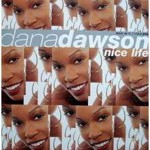 ・アーティスト Dana Dawson ・タイトル Nice Life ・レーベル・型番 Universal 1589431 ・フォーマット 12インチレコード ・コンディション(盤) 良い (VG+) ・コンディション(ジャケット) 良い (VG+) ・コンディション(帯) オビなし ・特記事項 サンプル画像です。実際の商品の画像ではありません 商品写真はバーコード/カタログ番号に対応したサンプル画像ですので、お送りする商品の画像ではありません。帯やライナーなどの付属品は、特記事項に記載されている場合のみ含まれます。プロモやカラーレコードなどの仕様についても、該当する場合のみ特記事項に記載しています。 【ご購入前に必ずご確認ください】 ・本店サイト(www.recordcity.jp)とは価格、送料が違います ・本店サイト、その他支店のオーダーとは同梱発送できません ・注文確定後に別の注文を頂いた場合、注文同士の同梱は致しかねます。 ・別倉庫から発送しているため、店頭受け渡しは対応しておりません ・一部商品は他の通販サイトでも販売しているため、ご注文のタイミングによっては商品のご用意ができない場合がございます。 ・土日祝日はお休みです 金曜・祝前日9時以降のご連絡またはご入金は、返答または発送が週明け・祝日明けに順次対応となります。 ・ご購入後のキャンセル不可 ご購入後のキャンセルはいかなる理由においてもお受けできません。ご了承の上、ご購入くださいませ。 ・日本郵便(ゆうパック/ゆうメール)によるお届けになります。 ・中古品であることをご理解ください 当ストアでは中古商品を主に販売しております。中古品であることをご理解の上ご購入ください。また、一部商品はRecordCityオンラインストアで試聴可能です。 ・返品について お客様のご都合による返品は一切承っておりません。 表記の内容と実際の商品に相違がある場合、また針飛び等で返品・返金をご希望される場合は、商品の到着後1週間以内にご連絡ください。商品の返送をこちらで確認後、キャンセル・返金を行います。 コンディションVG以下の商品は返品できません。プレイに影響のない表面のこすれ傷、プレス起因のノイズ盤は返品の対象外です。 【コンディション表記】 ・ほぼ新品(M-)(Like New) 完全な新品。未使用。当店ではほぼ使用しません ・非常に良い(EX)(Excellent) 中古盤として美品な状態。わずかな経年を感じるものの傷みを感じさせない、当店基準で最高の状態 ・良い(VG+)(Very Good Plus) 丁寧に扱われた中古品で、軽い使用感がみられる。 ・可(VG)(Acceptable) 使い込まれた中古品で、「良い」よりもさらに使用感がみられる。 ・悪い(VG-)(Bad) 状態が悪いアイテム。使用の保障はなく、再生不可、針飛び、目立つノイズがあるかもしれない。状態によるクレーム不可。返品不可。 ・非常に悪い(G)(Very Bad) 「悪い」よりさらに状態が悪いアイテム。使用の保障はなく、再生不可、針飛び、目立つノイズがあるかもしれない。状態によるクレーム不可。返品不可。 ・ジャンク(Fair)(Junk/Fair) 割れている、反っている、水ダメージがある、カビ、ジャケットが分離している、ひどい書き込み、ひどい擦れなど最低の状態。使用の保障はなく、再生不可、針飛び、目立つノイズがあるかもしれない。状態によるクレーム不可。返品不可。 ・ジャンク(Poor)(Junk/Poor) 割れている、反っている、水ダメージがある、カビ、ジャケットが分離している、ひどい書き込み、ひどい擦れなど最低の状態。使用の保障はなく、再生不可、針飛び、目立つノイズがあるかもしれない。状態によるクレーム不可。返品不可。