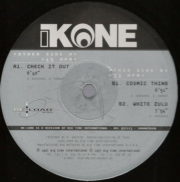 ・アーティスト Ikone ・タイトル Check It Out ・レーベル・型番 Re-load Records REL972113 ・フォーマット 12インチレコード ・コンディション(盤) 良い (VG+) ・コンディション(ジャケット) プレインカバー（元ジャケット／カバー無し） ・コンディション(帯) オビなし ・特記事項 【盤に目立った跡】【レーベルにシール付着】 サンプル画像です。実際の商品の画像ではありません 商品写真はバーコード/カタログ番号に対応したサンプル画像ですので、お送りする商品の画像ではありません。帯やライナーなどの付属品は、特記事項に記載されている場合のみ含まれます。プロモやカラーレコードなどの仕様についても、該当する場合のみ特記事項に記載しています。 【ご購入前に必ずご確認ください】 ・本店サイト(www.recordcity.jp)とは価格、送料が違います ・本店サイト、その他支店のオーダーとは同梱発送できません ・注文確定後に別の注文を頂いた場合、注文同士の同梱は致しかねます。 ・別倉庫から発送しているため、店頭受け渡しは対応しておりません ・一部商品は他の通販サイトでも販売しているため、ご注文のタイミングによっては商品のご用意ができない場合がございます。 ・土日祝日はお休みです 金曜・祝前日9時以降のご連絡またはご入金は、返答または発送が週明け・祝日明けに順次対応となります。 ・ご購入後のキャンセル不可 ご購入後のキャンセルはいかなる理由においてもお受けできません。ご了承の上、ご購入くださいませ。 ・日本郵便(ゆうパック/ゆうメール)によるお届けになります。 ・中古品であることをご理解ください 当ストアでは中古商品を主に販売しております。中古品であることをご理解の上ご購入ください。また、一部商品はRecordCityオンラインストアで試聴可能です。 ・返品について お客様のご都合による返品は一切承っておりません。 表記の内容と実際の商品に相違がある場合、また針飛び等で返品・返金をご希望される場合は、商品の到着後1週間以内にご連絡ください。商品の返送をこちらで確認後、キャンセル・返金を行います。 コンディションVG以下の商品は返品できません。プレイに影響のない表面のこすれ傷、プレス起因のノイズ盤は返品の対象外です。 【コンディション表記】 ・ほぼ新品(M-)(Like New) 完全な新品。未使用。当店ではほぼ使用しません ・非常に良い(EX)(Excellent) 中古盤として美品な状態。わずかな経年を感じるものの傷みを感じさせない、当店基準で最高の状態 ・良い(VG+)(Very Good Plus) 丁寧に扱われた中古品で、軽い使用感がみられる。 ・可(VG)(Acceptable) 使い込まれた中古品で、「良い」よりもさらに使用感がみられる。 ・悪い(VG-)(Bad) 状態が悪いアイテム。使用の保障はなく、再生不可、針飛び、目立つノイズがあるかもしれない。状態によるクレーム不可。返品不可。 ・非常に悪い(G)(Very Bad) 「悪い」よりさらに状態が悪いアイテム。使用の保障はなく、再生不可、針飛び、目立つノイズがあるかもしれない。状態によるクレーム不可。返品不可。 ・ジャンク(Fair)(Junk/Fair) 割れている、反っている、水ダメージがある、カビ、ジャケットが分離している、ひどい書き込み、ひどい擦れなど最低の状態。使用の保障はなく、再生不可、針飛び、目立つノイズがあるかもしれない。状態によるクレーム不可。返品不可。 ・ジャンク(Poor)(Junk/Poor) 割れている、反っている、水ダメージがある、カビ、ジャケットが分離している、ひどい書き込み、ひどい擦れなど最低の状態。使用の保障はなく、再生不可、針飛び、目立つノイズがあるかもしれない。状態によるクレーム不可。返品不可。