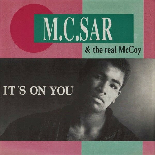 ・アーティスト Real McCoy ・タイトル It's On You ・レーベル・型番 ZYX Records ZYX62897 ・フォーマット 7インチレコード ・コンディション(盤) 良い (VG+) ・コンディション(ジャケット) 非常に良い(EX) ・コンディション(帯) オビなし ・特記事項 【盤に薄い跡】 サンプル画像です。実際の商品の画像ではありません 商品写真はバーコード/カタログ番号に対応したサンプル画像ですので、お送りする商品の画像ではありません。帯やライナーなどの付属品は、特記事項に記載されている場合のみ含まれます。プロモやカラーレコードなどの仕様についても、該当する場合のみ特記事項に記載しています。 【ご購入前に必ずご確認ください】 ・本店サイト(www.recordcity.jp)とは価格、送料が違います ・本店サイト、その他支店のオーダーとは同梱発送できません ・注文確定後に別の注文を頂いた場合、注文同士の同梱は致しかねます。 ・別倉庫から発送しているため、店頭受け渡しは対応しておりません ・一部商品は他の通販サイトでも販売しているため、ご注文のタイミングによっては商品のご用意ができない場合がございます。 ・土日祝日はお休みです 金曜・祝前日9時以降のご連絡またはご入金は、返答または発送が週明け・祝日明けに順次対応となります。 ・ご購入後のキャンセル不可 ご購入後のキャンセルはいかなる理由においてもお受けできません。ご了承の上、ご購入くださいませ。 ・日本郵便(ゆうパック/ゆうメール)によるお届けになります。 ・中古品であることをご理解ください 当ストアでは中古商品を主に販売しております。中古品であることをご理解の上ご購入ください。また、一部商品はRecordCityオンラインストアで試聴可能です。 ・返品について お客様のご都合による返品は一切承っておりません。 表記の内容と実際の商品に相違がある場合、また針飛び等で返品・返金をご希望される場合は、商品の到着後1週間以内にご連絡ください。商品の返送をこちらで確認後、キャンセル・返金を行います。 コンディションVG以下の商品は返品できません。プレイに影響のない表面のこすれ傷、プレス起因のノイズ盤は返品の対象外です。 【コンディション表記】 ・ほぼ新品(M-)(Like New) 完全な新品。未使用。当店ではほぼ使用しません ・非常に良い(EX)(Excellent) 中古盤として美品な状態。わずかな経年を感じるものの傷みを感じさせない、当店基準で最高の状態 ・良い(VG+)(Very Good Plus) 丁寧に扱われた中古品で、軽い使用感がみられる。 ・可(VG)(Acceptable) 使い込まれた中古品で、「良い」よりもさらに使用感がみられる。 ・悪い(VG-)(Bad) 状態が悪いアイテム。使用の保障はなく、再生不可、針飛び、目立つノイズがあるかもしれない。状態によるクレーム不可。返品不可。 ・非常に悪い(G)(Very Bad) 「悪い」よりさらに状態が悪いアイテム。使用の保障はなく、再生不可、針飛び、目立つノイズがあるかもしれない。状態によるクレーム不可。返品不可。 ・ジャンク(Fair)(Junk/Fair) 割れている、反っている、水ダメージがある、カビ、ジャケットが分離している、ひどい書き込み、ひどい擦れなど最低の状態。使用の保障はなく、再生不可、針飛び、目立つノイズがあるかもしれない。状態によるクレーム不可。返品不可。 ・ジャンク(Poor)(Junk/Poor) 割れている、反っている、水ダメージがある、カビ、ジャケットが分離している、ひどい書き込み、ひどい擦れなど最低の状態。使用の保障はなく、再生不可、針飛び、目立つノイズがあるかもしれない。状態によるクレーム不可。返品不可。
