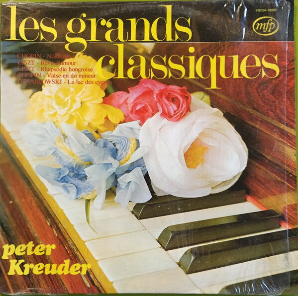 ・アーティスト Peter Kreuder ・タイトル Les Grands Classiques - In A Classical Mood With Peter Kreuder ・レーベル・型番 Music For Pleasure 4M02498909 ・フォーマット LPレコード ・コンディション(盤) 良い (VG+) ・コンディション(ジャケット) 良い (VG+) ・コンディション(帯) オビなし ・特記事項 【カバーにシール付着】 サンプル画像です。実際の商品の画像ではありません 商品写真はバーコード/カタログ番号に対応したサンプル画像ですので、お送りする商品の画像ではありません。帯やライナーなどの付属品は、特記事項に記載されている場合のみ含まれます。プロモやカラーレコードなどの仕様についても、該当する場合のみ特記事項に記載しています。 【ご購入前に必ずご確認ください】 ・本店サイト(www.recordcity.jp)とは価格、送料が違います ・本店サイト、その他支店のオーダーとは同梱発送できません ・注文確定後に別の注文を頂いた場合、注文同士の同梱は致しかねます。 ・別倉庫から発送しているため、店頭受け渡しは対応しておりません ・一部商品は他の通販サイトでも販売しているため、ご注文のタイミングによっては商品のご用意ができない場合がございます。 ・土日祝日はお休みです 金曜・祝前日9時以降のご連絡またはご入金は、返答または発送が週明け・祝日明けに順次対応となります。 ・ご購入後のキャンセル不可 ご購入後のキャンセルはいかなる理由においてもお受けできません。ご了承の上、ご購入くださいませ。 ・日本郵便(ゆうパック/ゆうメール)によるお届けになります。 ・中古品であることをご理解ください 当ストアでは中古商品を主に販売しております。中古品であることをご理解の上ご購入ください。また、一部商品はRecordCityオンラインストアで試聴可能です。 ・返品について お客様のご都合による返品は一切承っておりません。 表記の内容と実際の商品に相違がある場合、また針飛び等で返品・返金をご希望される場合は、商品の到着後1週間以内にご連絡ください。商品の返送をこちらで確認後、キャンセル・返金を行います。 コンディションVG以下の商品は返品できません。プレイに影響のない表面のこすれ傷、プレス起因のノイズ盤は返品の対象外です。 【コンディション表記】 ・ほぼ新品(M-)(Like New) 完全な新品。未使用。当店ではほぼ使用しません ・非常に良い(EX)(Excellent) 中古盤として美品な状態。わずかな経年を感じるものの傷みを感じさせない、当店基準で最高の状態 ・良い(VG+)(Very Good Plus) 丁寧に扱われた中古品で、軽い使用感がみられる。 ・可(VG)(Acceptable) 使い込まれた中古品で、「良い」よりもさらに使用感がみられる。 ・悪い(VG-)(Bad) 状態が悪いアイテム。使用の保障はなく、再生不可、針飛び、目立つノイズがあるかもしれない。状態によるクレーム不可。返品不可。 ・非常に悪い(G)(Very Bad) 「悪い」よりさらに状態が悪いアイテム。使用の保障はなく、再生不可、針飛び、目立つノイズがあるかもしれない。状態によるクレーム不可。返品不可。 ・ジャンク(Fair)(Junk/Fair) 割れている、反っている、水ダメージがある、カビ、ジャケットが分離している、ひどい書き込み、ひどい擦れなど最低の状態。使用の保障はなく、再生不可、針飛び、目立つノイズがあるかもしれない。状態によるクレーム不可。返品不可。 ・ジャンク(Poor)(Junk/Poor) 割れている、反っている、水ダメージがある、カビ、ジャケットが分離している、ひどい書き込み、ひどい擦れなど最低の状態。使用の保障はなく、再生不可、針飛び、目立つノイズがあるかもしれない。状態によるクレーム不可。返品不可。