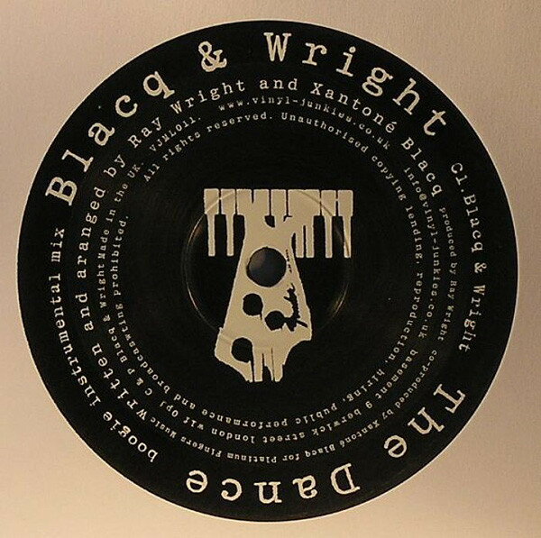 ・アーティスト Blacq & Wright ・タイトル The Dance ・レーベル・型番 Vinyl Junkies VJML011 ・フォーマット 12インチレコード ・コンディション(盤) 悪い (VG-) ・コンディション(ジャケット) プレインカバー（元ジャケット／カバー無し） ・コンディション(帯) オビなし ・特記事項 【盤にヘアライン】【盤に深いキズ】【レーベルに染み】 サンプル画像です。実際の商品の画像ではありません 商品写真はバーコード/カタログ番号に対応したサンプル画像ですので、お送りする商品の画像ではありません。帯やライナーなどの付属品は、特記事項に記載されている場合のみ含まれます。プロモやカラーレコードなどの仕様についても、該当する場合のみ特記事項に記載しています。 【ご購入前に必ずご確認ください】 ・本店サイト(www.recordcity.jp)とは価格、送料が違います ・本店サイト、その他支店のオーダーとは同梱発送できません ・注文確定後に別の注文を頂いた場合、注文同士の同梱は致しかねます。 ・別倉庫から発送しているため、店頭受け渡しは対応しておりません ・一部商品は他の通販サイトでも販売しているため、ご注文のタイミングによっては商品のご用意ができない場合がございます。 ・土日祝日はお休みです 金曜・祝前日9時以降のご連絡またはご入金は、返答または発送が週明け・祝日明けに順次対応となります。 ・ご購入後のキャンセル不可 ご購入後のキャンセルはいかなる理由においてもお受けできません。ご了承の上、ご購入くださいませ。 ・日本郵便(ゆうパック/ゆうメール)によるお届けになります。 ・中古品であることをご理解ください 当ストアでは中古商品を主に販売しております。中古品であることをご理解の上ご購入ください。また、一部商品はRecordCityオンラインストアで試聴可能です。 ・返品について お客様のご都合による返品は一切承っておりません。 表記の内容と実際の商品に相違がある場合、また針飛び等で返品・返金をご希望される場合は、商品の到着後1週間以内にご連絡ください。商品の返送をこちらで確認後、キャンセル・返金を行います。 コンディションVG以下の商品は返品できません。プレイに影響のない表面のこすれ傷、プレス起因のノイズ盤は返品の対象外です。 【コンディション表記】 ・ほぼ新品(M-)(Like New) 完全な新品。未使用。当店ではほぼ使用しません ・非常に良い(EX)(Excellent) 中古盤として美品な状態。わずかな経年を感じるものの傷みを感じさせない、当店基準で最高の状態 ・良い(VG+)(Very Good Plus) 丁寧に扱われた中古品で、軽い使用感がみられる。 ・可(VG)(Acceptable) 使い込まれた中古品で、「良い」よりもさらに使用感がみられる。 ・悪い(VG-)(Bad) 状態が悪いアイテム。使用の保障はなく、再生不可、針飛び、目立つノイズがあるかもしれない。状態によるクレーム不可。返品不可。 ・非常に悪い(G)(Very Bad) 「悪い」よりさらに状態が悪いアイテム。使用の保障はなく、再生不可、針飛び、目立つノイズがあるかもしれない。状態によるクレーム不可。返品不可。 ・ジャンク(Fair)(Junk/Fair) 割れている、反っている、水ダメージがある、カビ、ジャケットが分離している、ひどい書き込み、ひどい擦れなど最低の状態。使用の保障はなく、再生不可、針飛び、目立つノイズがあるかもしれない。状態によるクレーム不可。返品不可。 ・ジャンク(Poor)(Junk/Poor) 割れている、反っている、水ダメージがある、カビ、ジャケットが分離している、ひどい書き込み、ひどい擦れなど最低の状態。使用の保障はなく、再生不可、針飛び、目立つノイズがあるかもしれない。状態によるクレーム不可。返品不可。