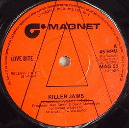 【中古】英7” Love Bite Killer Jaws MAG53 MAGNET /00080