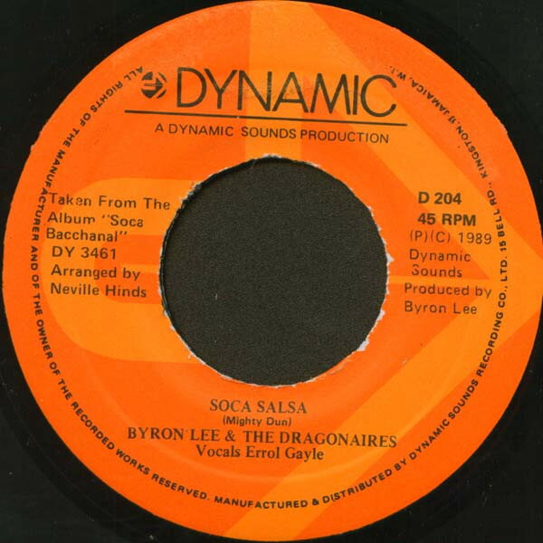 ・アーティスト Byron Lee & The Dragonaires ・タイトル Jimmy Swaggart / Bandit / Soca Salsa ・レーベル・型番 Dynamic Sounds D204 ・フォーマット 7インチレコード ・コンディション(盤) 非常に良い(EX) ・コンディション(ジャケット) ・コンディション(帯) オビなし ・特記事項 【SOC】 サンプル画像です。実際の商品の画像ではありません 商品写真はバーコード/カタログ番号に対応したサンプル画像ですので、お送りする商品の画像ではありません。帯やライナーなどの付属品は、特記事項に記載されている場合のみ含まれます。プロモやカラーレコードなどの仕様についても、該当する場合のみ特記事項に記載しています。 【ご購入前に必ずご確認ください】 ・本店サイト(www.recordcity.jp)とは価格、送料が違います ・本店サイト、その他支店のオーダーとは同梱発送できません ・注文確定後に別の注文を頂いた場合、注文同士の同梱は致しかねます。 ・別倉庫から発送しているため、店頭受け渡しは対応しておりません ・一部商品は他の通販サイトでも販売しているため、ご注文のタイミングによっては商品のご用意ができない場合がございます。 ・土日祝日はお休みです 金曜・祝前日9時以降のご連絡またはご入金は、返答または発送が週明け・祝日明けに順次対応となります。 ・ご購入後のキャンセル不可 ご購入後のキャンセルはいかなる理由においてもお受けできません。ご了承の上、ご購入くださいませ。 ・日本郵便(ゆうパック/ゆうメール)によるお届けになります。 ・中古品であることをご理解ください 当ストアでは中古商品を主に販売しております。中古品であることをご理解の上ご購入ください。また、一部商品はRecordCityオンラインストアで試聴可能です。 ・返品について お客様のご都合による返品は一切承っておりません。 表記の内容と実際の商品に相違がある場合、また針飛び等で返品・返金をご希望される場合は、商品の到着後1週間以内にご連絡ください。商品の返送をこちらで確認後、キャンセル・返金を行います。 コンディションVG以下の商品は返品できません。プレイに影響のない表面のこすれ傷、プレス起因のノイズ盤は返品の対象外です。 【コンディション表記】 ・ほぼ新品(M-)(Like New) 完全な新品。未使用。当店ではほぼ使用しません ・非常に良い(EX)(Excellent) 中古盤として美品な状態。わずかな経年を感じるものの傷みを感じさせない、当店基準で最高の状態 ・良い(VG+)(Very Good Plus) 丁寧に扱われた中古品で、軽い使用感がみられる。 ・可(VG)(Acceptable) 使い込まれた中古品で、「良い」よりもさらに使用感がみられる。 ・悪い(VG-)(Bad) 状態が悪いアイテム。使用の保障はなく、再生不可、針飛び、目立つノイズがあるかもしれない。状態によるクレーム不可。返品不可。 ・非常に悪い(G)(Very Bad) 「悪い」よりさらに状態が悪いアイテム。使用の保障はなく、再生不可、針飛び、目立つノイズがあるかもしれない。状態によるクレーム不可。返品不可。 ・ジャンク(Fair)(Junk/Fair) 割れている、反っている、水ダメージがある、カビ、ジャケットが分離している、ひどい書き込み、ひどい擦れなど最低の状態。使用の保障はなく、再生不可、針飛び、目立つノイズがあるかもしれない。状態によるクレーム不可。返品不可。 ・ジャンク(Poor)(Junk/Poor) 割れている、反っている、水ダメージがある、カビ、ジャケットが分離している、ひどい書き込み、ひどい擦れなど最低の状態。使用の保障はなく、再生不可、針飛び、目立つノイズがあるかもしれない。状態によるクレーム不可。返品不可。