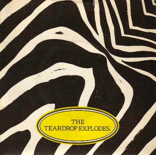 ・アーティスト Teardrop Explodes ・タイトル Reward ・レーベル・型番 MERCURY TEAR2 ・フォーマット 7インチレコード ・コンディション(盤) 良い (VG+) ・コンディション(ジャケット) 可 (VG) ・コンディション(帯) オビなし ・特記事項 【カバーにリングウェア】【カバー折れ/しわ】【カバー軽い変色】 サンプル画像です。実際の商品の画像ではありません 商品写真はバーコード/カタログ番号に対応したサンプル画像ですので、お送りする商品の画像ではありません。帯やライナーなどの付属品は、特記事項に記載されている場合のみ含まれます。プロモやカラーレコードなどの仕様についても、該当する場合のみ特記事項に記載しています。 【ご購入前に必ずご確認ください】 ・本店サイト(www.recordcity.jp)とは価格、送料が違います ・本店サイト、その他支店のオーダーとは同梱発送できません ・注文確定後に別の注文を頂いた場合、注文同士の同梱は致しかねます。 ・別倉庫から発送しているため、店頭受け渡しは対応しておりません ・一部商品は他の通販サイトでも販売しているため、ご注文のタイミングによっては商品のご用意ができない場合がございます。 ・土日祝日はお休みです 金曜・祝前日9時以降のご連絡またはご入金は、返答または発送が週明け・祝日明けに順次対応となります。 ・ご購入後のキャンセル不可 ご購入後のキャンセルはいかなる理由においてもお受けできません。ご了承の上、ご購入くださいませ。 ・日本郵便(ゆうパック/ゆうメール)によるお届けになります。 ・中古品であることをご理解ください 当ストアでは中古商品を主に販売しております。中古品であることをご理解の上ご購入ください。また、一部商品はRecordCityオンラインストアで試聴可能です。 ・返品について お客様のご都合による返品は一切承っておりません。 表記の内容と実際の商品に相違がある場合、また針飛び等で返品・返金をご希望される場合は、商品の到着後1週間以内にご連絡ください。商品の返送をこちらで確認後、キャンセル・返金を行います。 コンディションVG以下の商品は返品できません。プレイに影響のない表面のこすれ傷、プレス起因のノイズ盤は返品の対象外です。 【コンディション表記】 ・ほぼ新品(M-)(Like New) 完全な新品。未使用。当店ではほぼ使用しません ・非常に良い(EX)(Excellent) 中古盤として美品な状態。わずかな経年を感じるものの傷みを感じさせない、当店基準で最高の状態 ・良い(VG+)(Very Good Plus) 丁寧に扱われた中古品で、軽い使用感がみられる。 ・可(VG)(Acceptable) 使い込まれた中古品で、「良い」よりもさらに使用感がみられる。 ・悪い(VG-)(Bad) 状態が悪いアイテム。使用の保障はなく、再生不可、針飛び、目立つノイズがあるかもしれない。状態によるクレーム不可。返品不可。 ・非常に悪い(G)(Very Bad) 「悪い」よりさらに状態が悪いアイテム。使用の保障はなく、再生不可、針飛び、目立つノイズがあるかもしれない。状態によるクレーム不可。返品不可。 ・ジャンク(Fair)(Junk/Fair) 割れている、反っている、水ダメージがある、カビ、ジャケットが分離している、ひどい書き込み、ひどい擦れなど最低の状態。使用の保障はなく、再生不可、針飛び、目立つノイズがあるかもしれない。状態によるクレーム不可。返品不可。 ・ジャンク(Poor)(Junk/Poor) 割れている、反っている、水ダメージがある、カビ、ジャケットが分離している、ひどい書き込み、ひどい擦れなど最低の状態。使用の保障はなく、再生不可、針飛び、目立つノイズがあるかもしれない。状態によるクレーム不可。返品不可。
