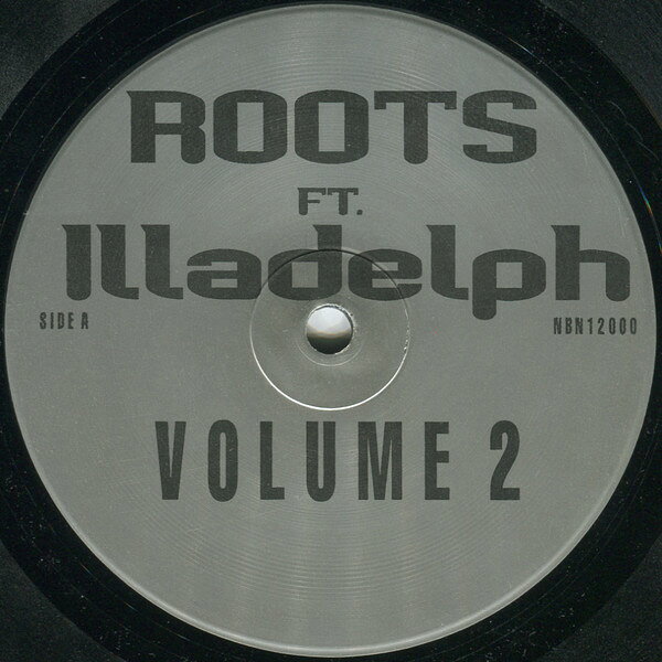 ・アーティスト Roots ・タイトル Ft. Illadelph Volume 2 ・レーベル・型番 NOT ON LABEL NBN12000 ・フォーマット 12インチレコード ・コンディション(盤) 良い (VG+) ・コンディション(ジャケット) 非常に良い(EX) ・コンディション(帯) オビなし ・特記事項 【デッドワックス頭出しシール】 サンプル画像です。実際の商品の画像ではありません 商品写真はバーコード/カタログ番号に対応したサンプル画像ですので、お送りする商品の画像ではありません。帯やライナーなどの付属品は、特記事項に記載されている場合のみ含まれます。プロモやカラーレコードなどの仕様についても、該当する場合のみ特記事項に記載しています。 【ご購入前に必ずご確認ください】 ・本店サイト(www.recordcity.jp)とは価格、送料が違います ・本店サイト、その他支店のオーダーとは同梱発送できません ・注文確定後に別の注文を頂いた場合、注文同士の同梱は致しかねます。 ・別倉庫から発送しているため、店頭受け渡しは対応しておりません ・一部商品は他の通販サイトでも販売しているため、ご注文のタイミングによっては商品のご用意ができない場合がございます。 ・土日祝日はお休みです 金曜・祝前日9時以降のご連絡またはご入金は、返答または発送が週明け・祝日明けに順次対応となります。 ・ご購入後のキャンセル不可 ご購入後のキャンセルはいかなる理由においてもお受けできません。ご了承の上、ご購入くださいませ。 ・日本郵便(ゆうパック/ゆうメール)によるお届けになります。 ・中古品であることをご理解ください 当ストアでは中古商品を主に販売しております。中古品であることをご理解の上ご購入ください。また、一部商品はRecordCityオンラインストアで試聴可能です。 ・返品について お客様のご都合による返品は一切承っておりません。 表記の内容と実際の商品に相違がある場合、また針飛び等で返品・返金をご希望される場合は、商品の到着後1週間以内にご連絡ください。商品の返送をこちらで確認後、キャンセル・返金を行います。 コンディションVG以下の商品は返品できません。プレイに影響のない表面のこすれ傷、プレス起因のノイズ盤は返品の対象外です。 【コンディション表記】 ・ほぼ新品(M-)(Like New) 完全な新品。未使用。当店ではほぼ使用しません ・非常に良い(EX)(Excellent) 中古盤として美品な状態。わずかな経年を感じるものの傷みを感じさせない、当店基準で最高の状態 ・良い(VG+)(Very Good Plus) 丁寧に扱われた中古品で、軽い使用感がみられる。 ・可(VG)(Acceptable) 使い込まれた中古品で、「良い」よりもさらに使用感がみられる。 ・悪い(VG-)(Bad) 状態が悪いアイテム。使用の保障はなく、再生不可、針飛び、目立つノイズがあるかもしれない。状態によるクレーム不可。返品不可。 ・非常に悪い(G)(Very Bad) 「悪い」よりさらに状態が悪いアイテム。使用の保障はなく、再生不可、針飛び、目立つノイズがあるかもしれない。状態によるクレーム不可。返品不可。 ・ジャンク(Fair)(Junk/Fair) 割れている、反っている、水ダメージがある、カビ、ジャケットが分離している、ひどい書き込み、ひどい擦れなど最低の状態。使用の保障はなく、再生不可、針飛び、目立つノイズがあるかもしれない。状態によるクレーム不可。返品不可。 ・ジャンク(Poor)(Junk/Poor) 割れている、反っている、水ダメージがある、カビ、ジャケットが分離している、ひどい書き込み、ひどい擦れなど最低の状態。使用の保障はなく、再生不可、針飛び、目立つノイズがあるかもしれない。状態によるクレーム不可。返品不可。