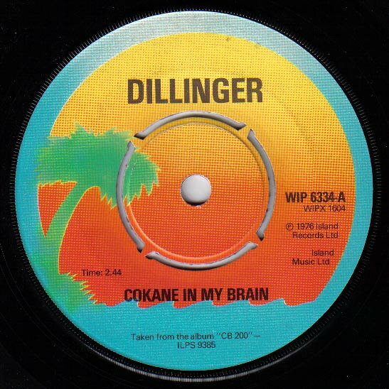 ・アーティスト Dillinger ・タイトル Cokane In My Brain ・レーベル・型番 Island Records WIP6334 ・フォーマット 7インチレコード ・コンディション(盤) 非常に良い(EX) ・コンディション(ジャケット) ・コンディション(帯) オビなし ・特記事項 サンプル画像です。実際の商品の画像ではありません 商品写真はバーコード/カタログ番号に対応したサンプル画像ですので、お送りする商品の画像ではありません。帯やライナーなどの付属品は、特記事項に記載されている場合のみ含まれます。プロモやカラーレコードなどの仕様についても、該当する場合のみ特記事項に記載しています。 【ご購入前に必ずご確認ください】 ・本店サイト(www.recordcity.jp)とは価格、送料が違います ・本店サイト、その他支店のオーダーとは同梱発送できません ・注文確定後に別の注文を頂いた場合、注文同士の同梱は致しかねます。 ・別倉庫から発送しているため、店頭受け渡しは対応しておりません ・一部商品は他の通販サイトでも販売しているため、ご注文のタイミングによっては商品のご用意ができない場合がございます。 ・土日祝日はお休みです 金曜・祝前日9時以降のご連絡またはご入金は、返答または発送が週明け・祝日明けに順次対応となります。 ・ご購入後のキャンセル不可 ご購入後のキャンセルはいかなる理由においてもお受けできません。ご了承の上、ご購入くださいませ。 ・日本郵便(ゆうパック/ゆうメール)によるお届けになります。 ・中古品であることをご理解ください 当ストアでは中古商品を主に販売しております。中古品であることをご理解の上ご購入ください。また、一部商品はRecordCityオンラインストアで試聴可能です。 ・返品について お客様のご都合による返品は一切承っておりません。 表記の内容と実際の商品に相違がある場合、また針飛び等で返品・返金をご希望される場合は、商品の到着後1週間以内にご連絡ください。商品の返送をこちらで確認後、キャンセル・返金を行います。 コンディションVG以下の商品は返品できません。プレイに影響のない表面のこすれ傷、プレス起因のノイズ盤は返品の対象外です。 【コンディション表記】 ・ほぼ新品(M-)(Like New) 完全な新品。未使用。当店ではほぼ使用しません ・非常に良い(EX)(Excellent) 中古盤として美品な状態。わずかな経年を感じるものの傷みを感じさせない、当店基準で最高の状態 ・良い(VG+)(Very Good Plus) 丁寧に扱われた中古品で、軽い使用感がみられる。 ・可(VG)(Acceptable) 使い込まれた中古品で、「良い」よりもさらに使用感がみられる。 ・悪い(VG-)(Bad) 状態が悪いアイテム。使用の保障はなく、再生不可、針飛び、目立つノイズがあるかもしれない。状態によるクレーム不可。返品不可。 ・非常に悪い(G)(Very Bad) 「悪い」よりさらに状態が悪いアイテム。使用の保障はなく、再生不可、針飛び、目立つノイズがあるかもしれない。状態によるクレーム不可。返品不可。 ・ジャンク(Fair)(Junk/Fair) 割れている、反っている、水ダメージがある、カビ、ジャケットが分離している、ひどい書き込み、ひどい擦れなど最低の状態。使用の保障はなく、再生不可、針飛び、目立つノイズがあるかもしれない。状態によるクレーム不可。返品不可。 ・ジャンク(Poor)(Junk/Poor) 割れている、反っている、水ダメージがある、カビ、ジャケットが分離している、ひどい書き込み、ひどい擦れなど最低の状態。使用の保障はなく、再生不可、針飛び、目立つノイズがあるかもしれない。状態によるクレーム不可。返品不可。